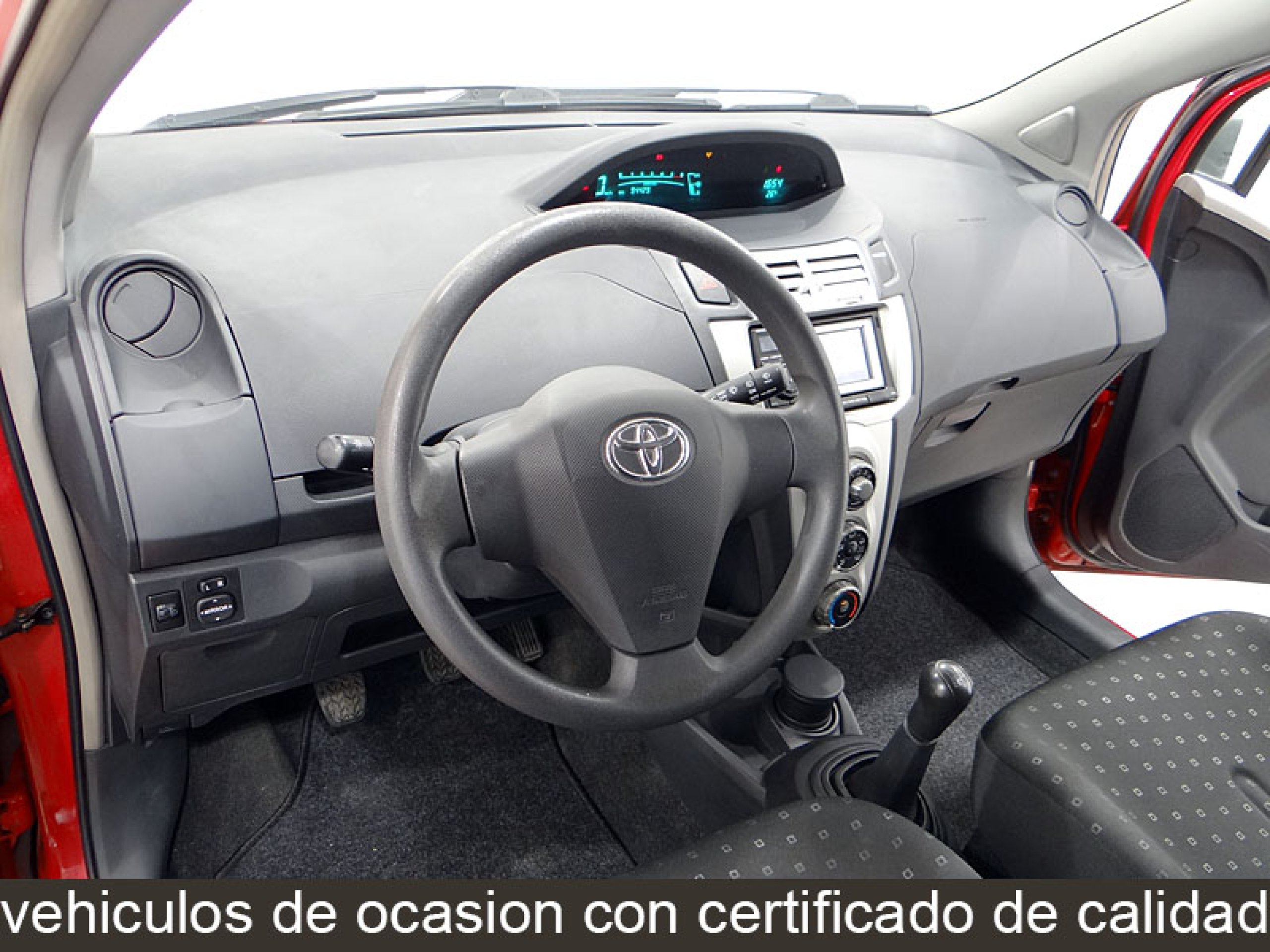 Foto Toyota Yaris 12