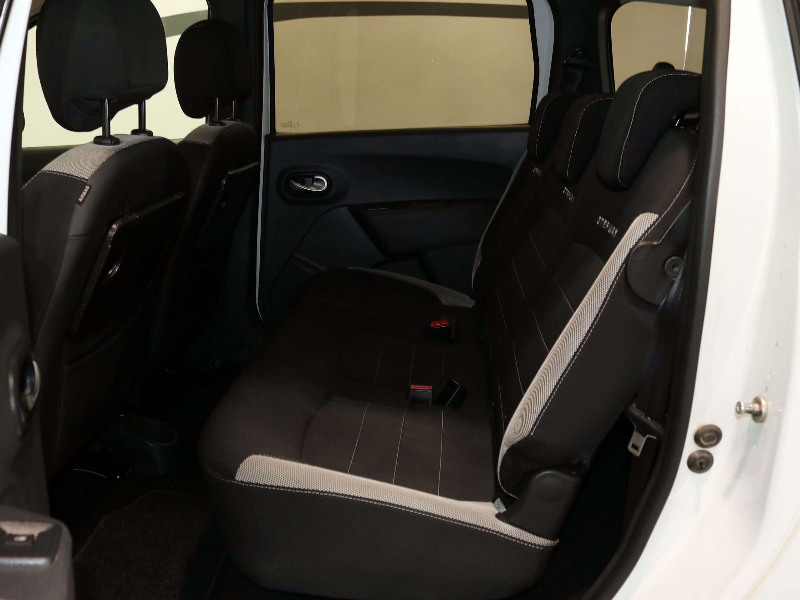 Foto Dacia Lodgy 11