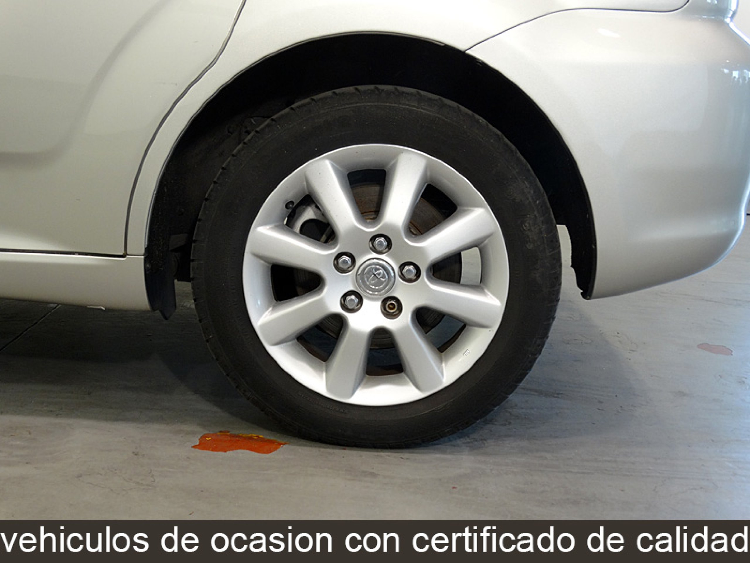 Foto Toyota Corolla Verso 29 Foto Toyota Corolla Verso 29