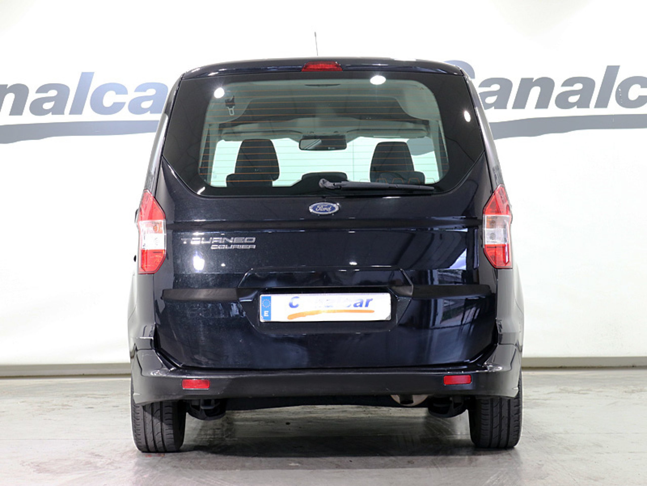 Foto Ford Tourneo 6
