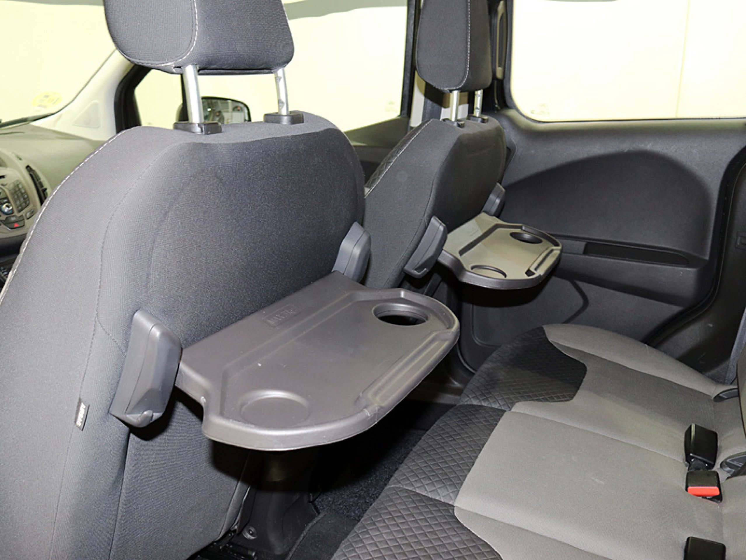 Foto Ford Tourneo 19