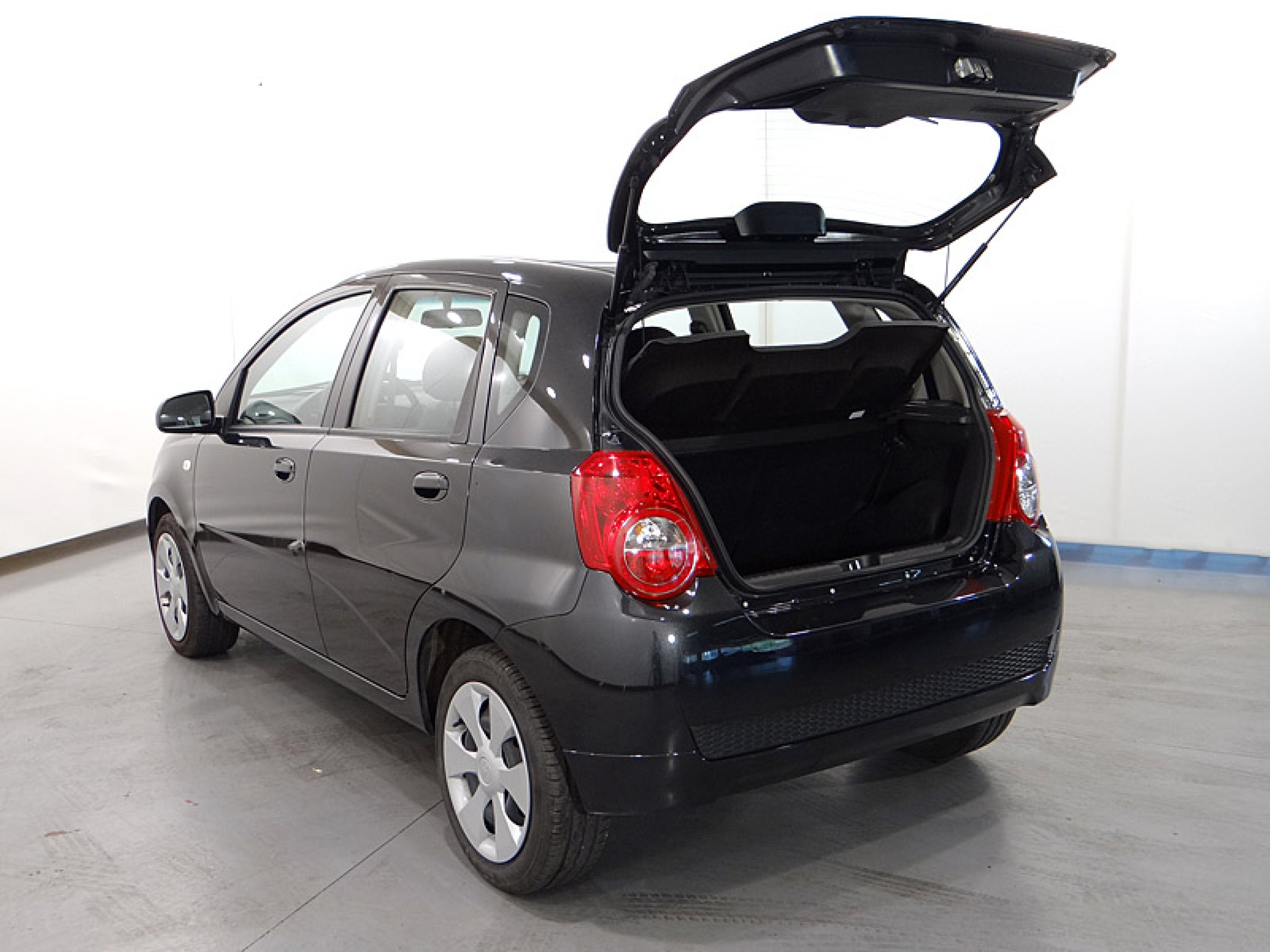 Foto Chevrolet Aveo 11