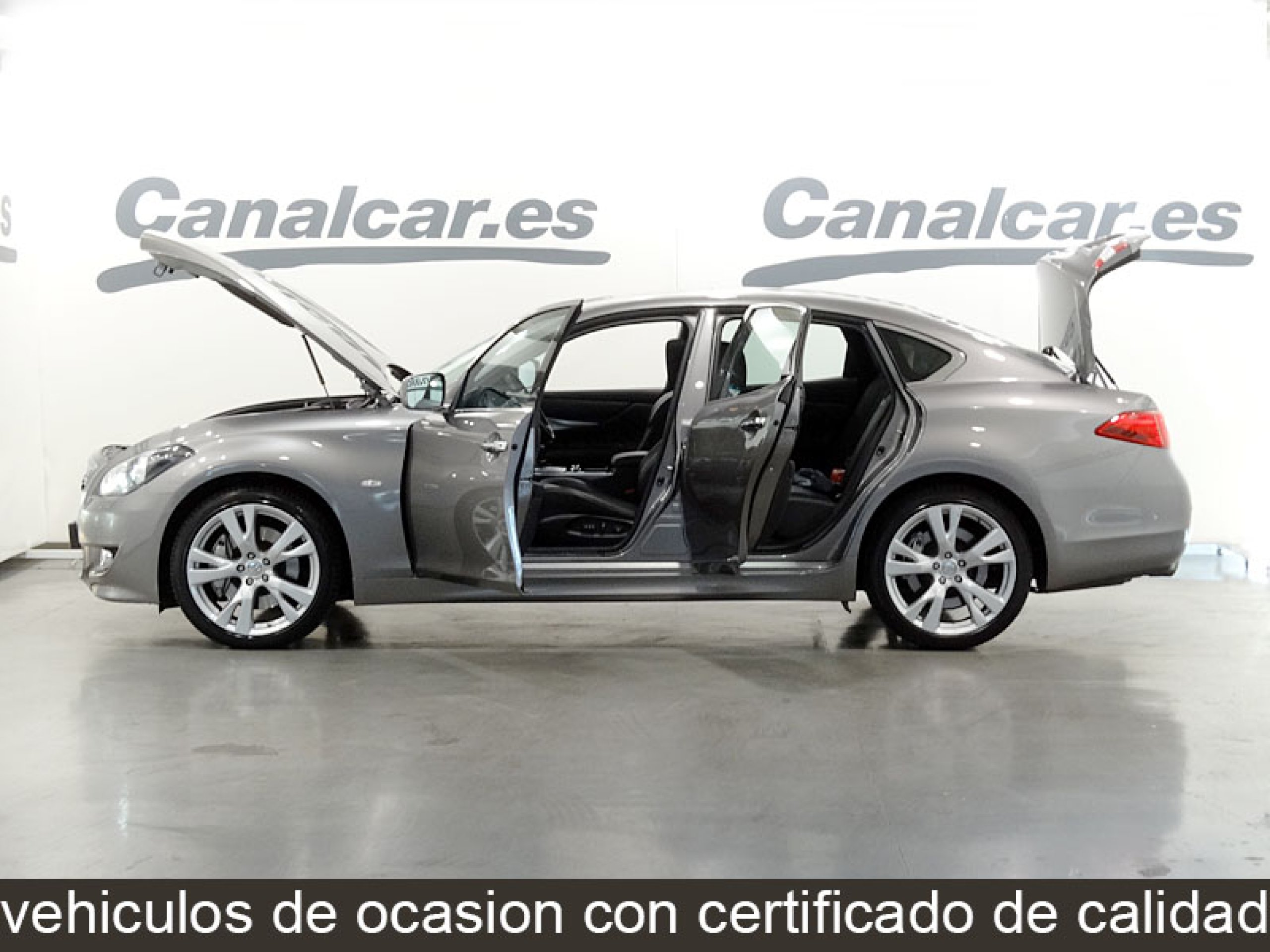Foto Infiniti M30 12