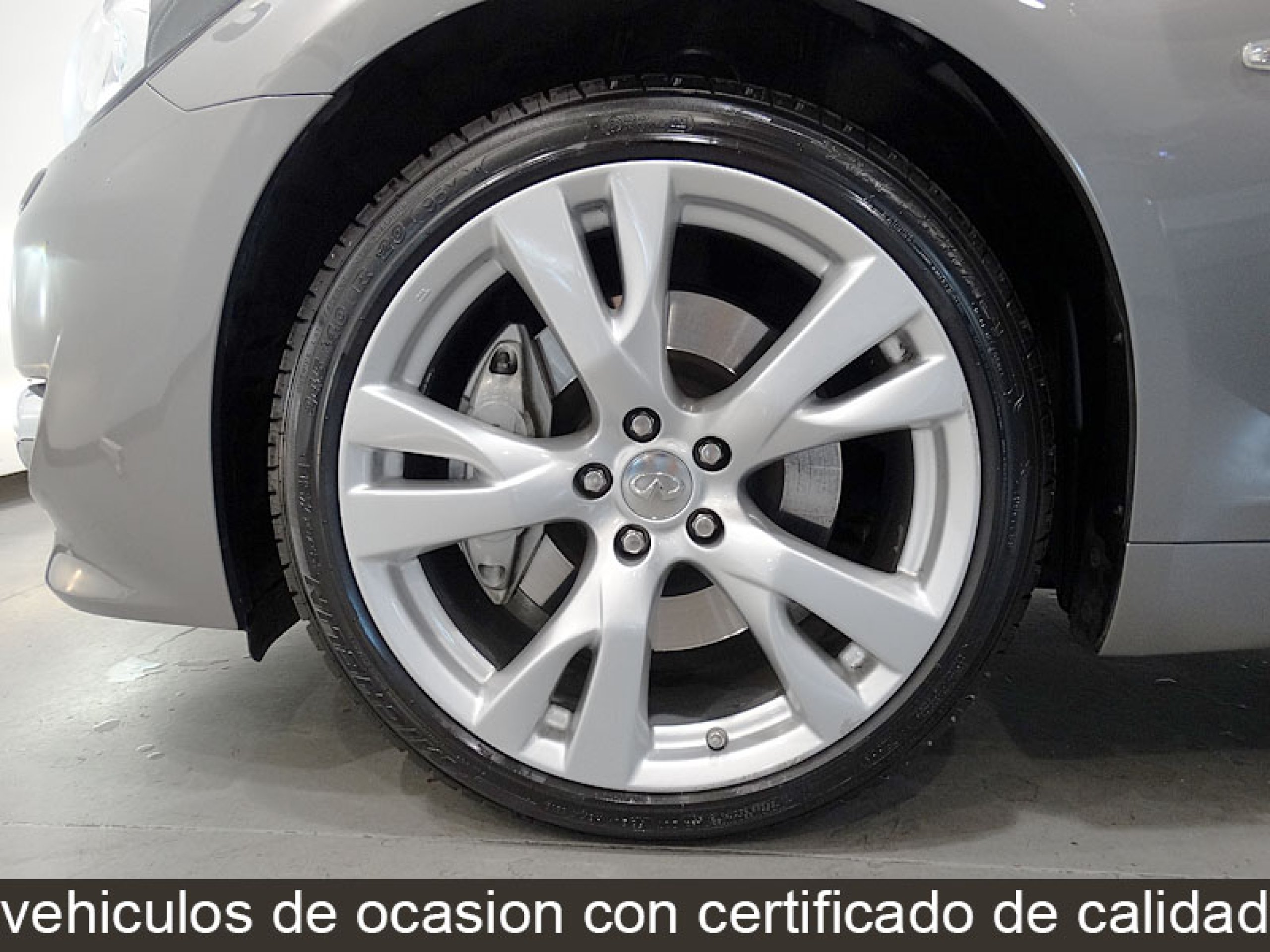 Foto Infiniti M30 15