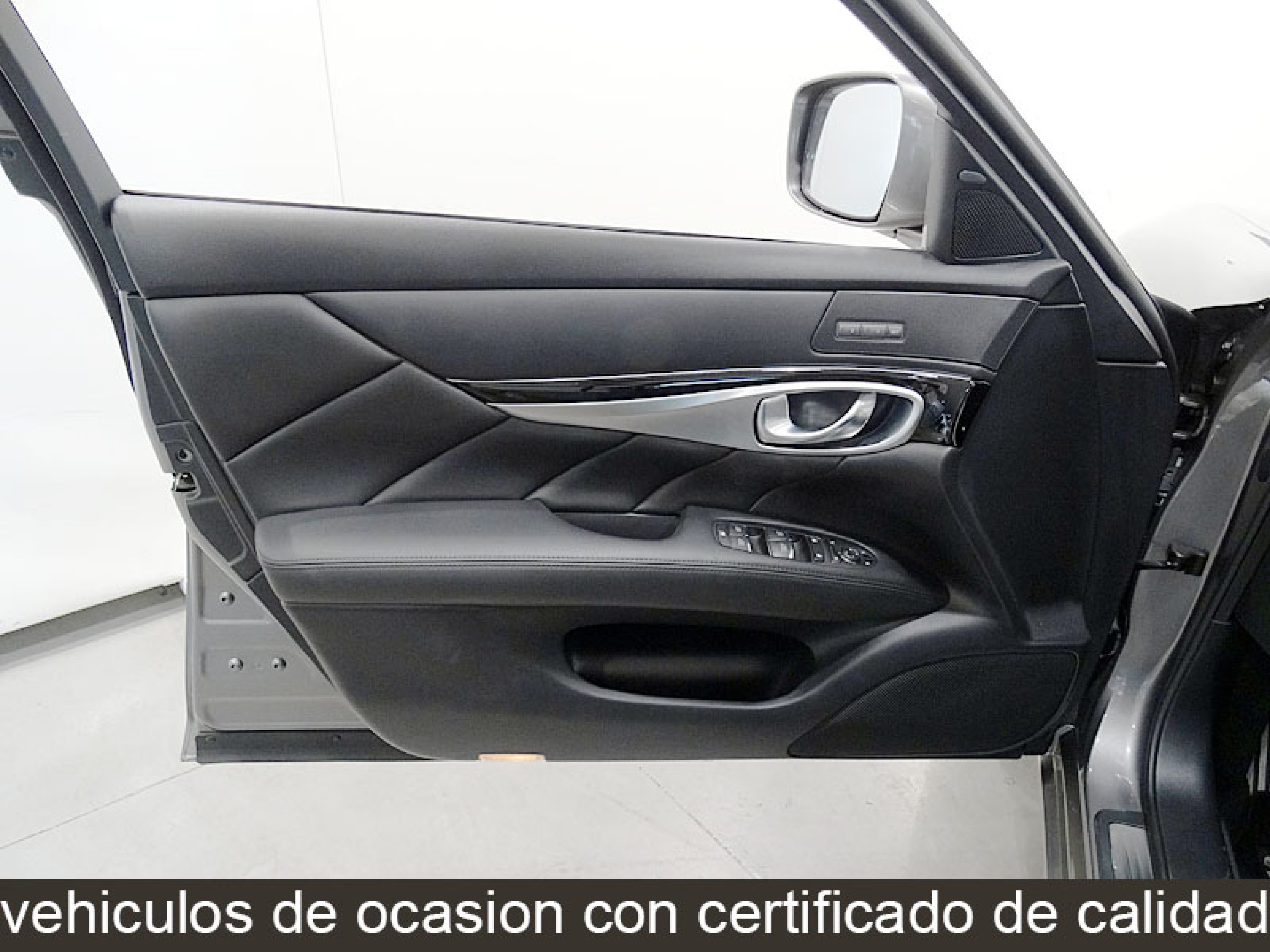 Foto Infiniti M30 24