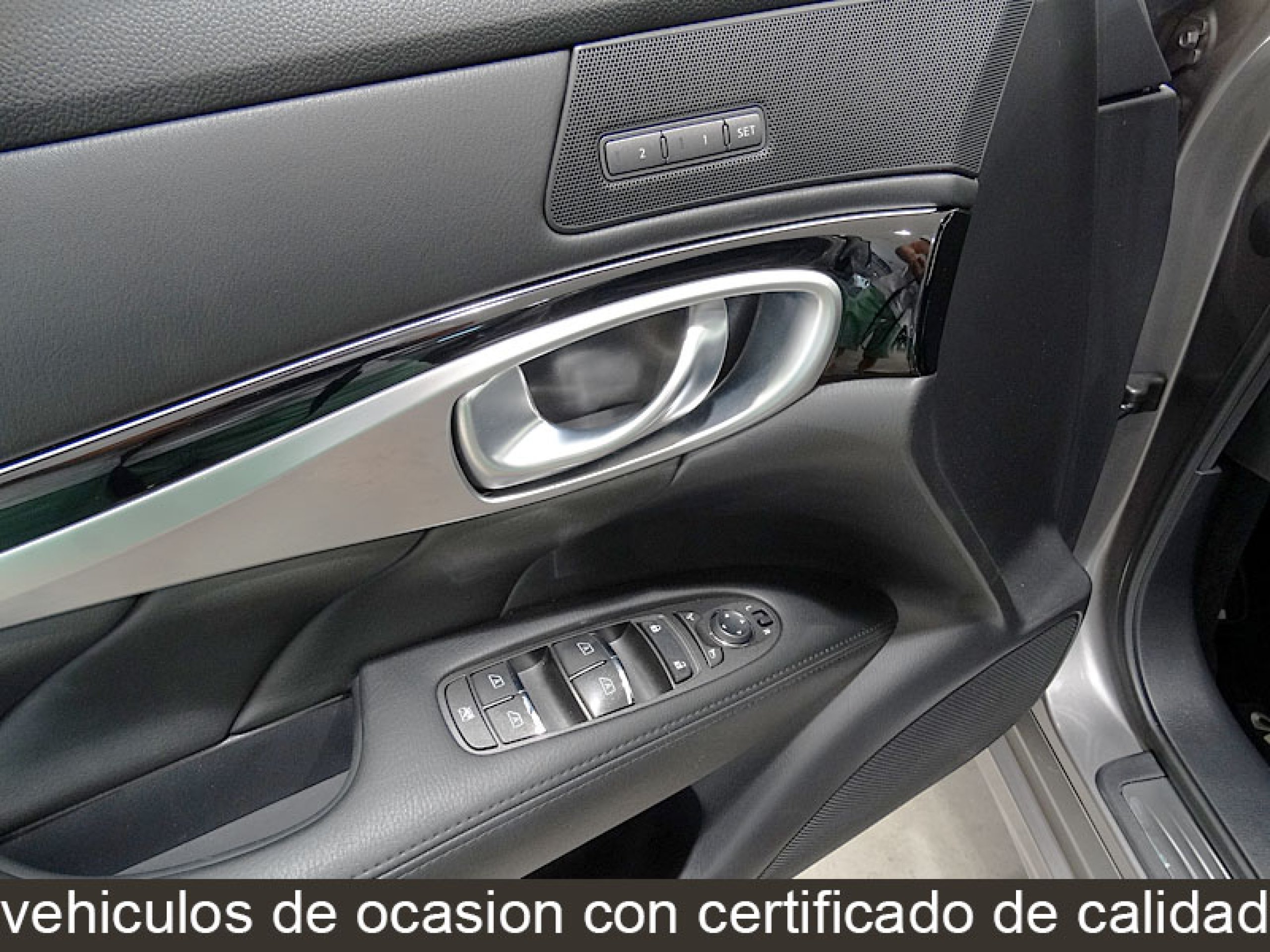 Foto Infiniti M30 43