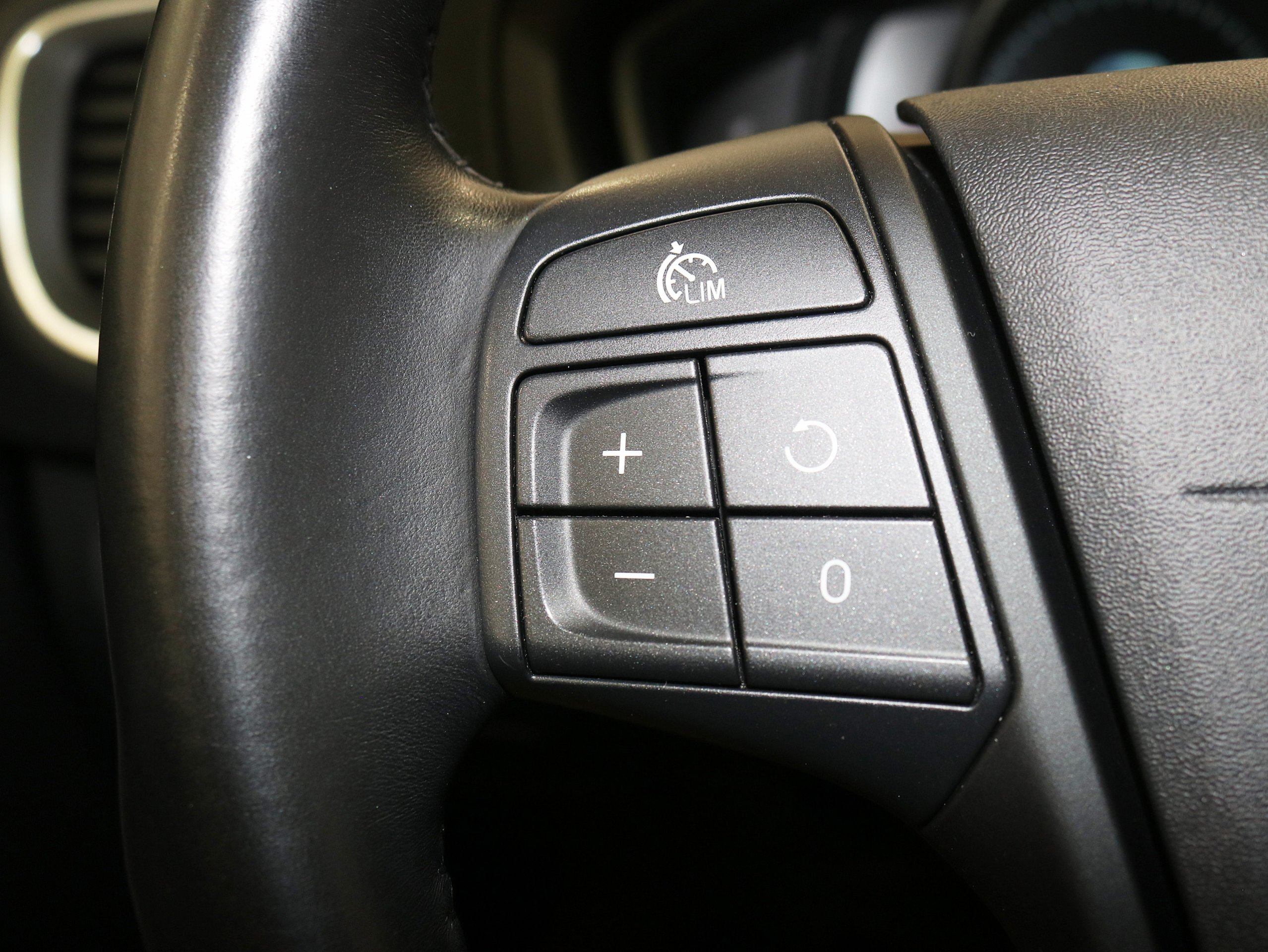 Foto Volvo V40 33