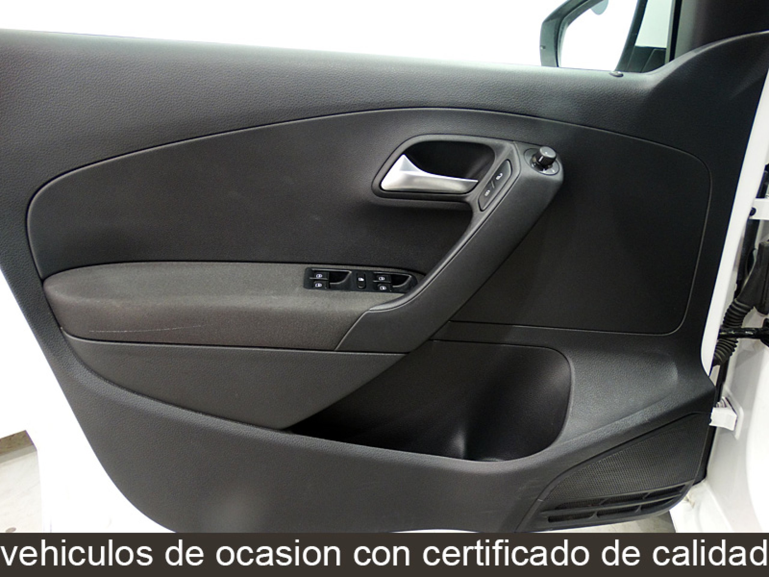Foto Volkswagen Polo 22
