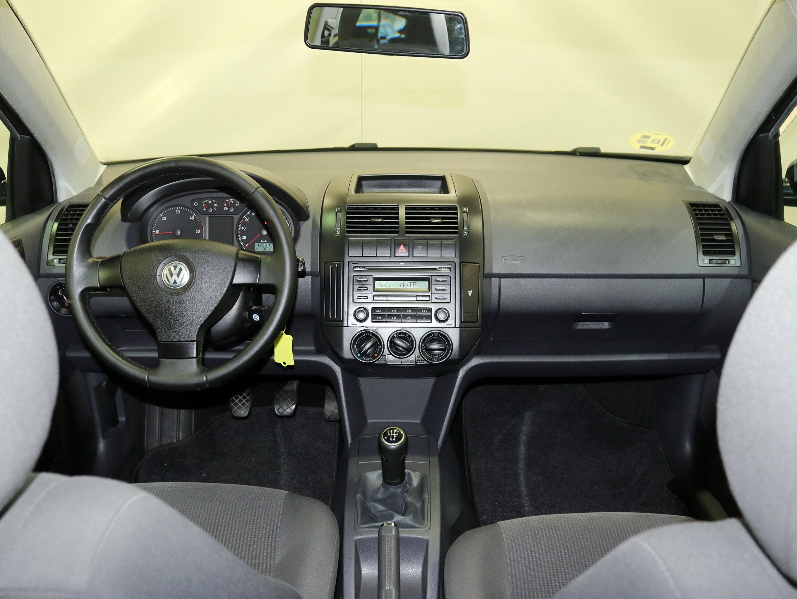 Foto Volkswagen Polo 16