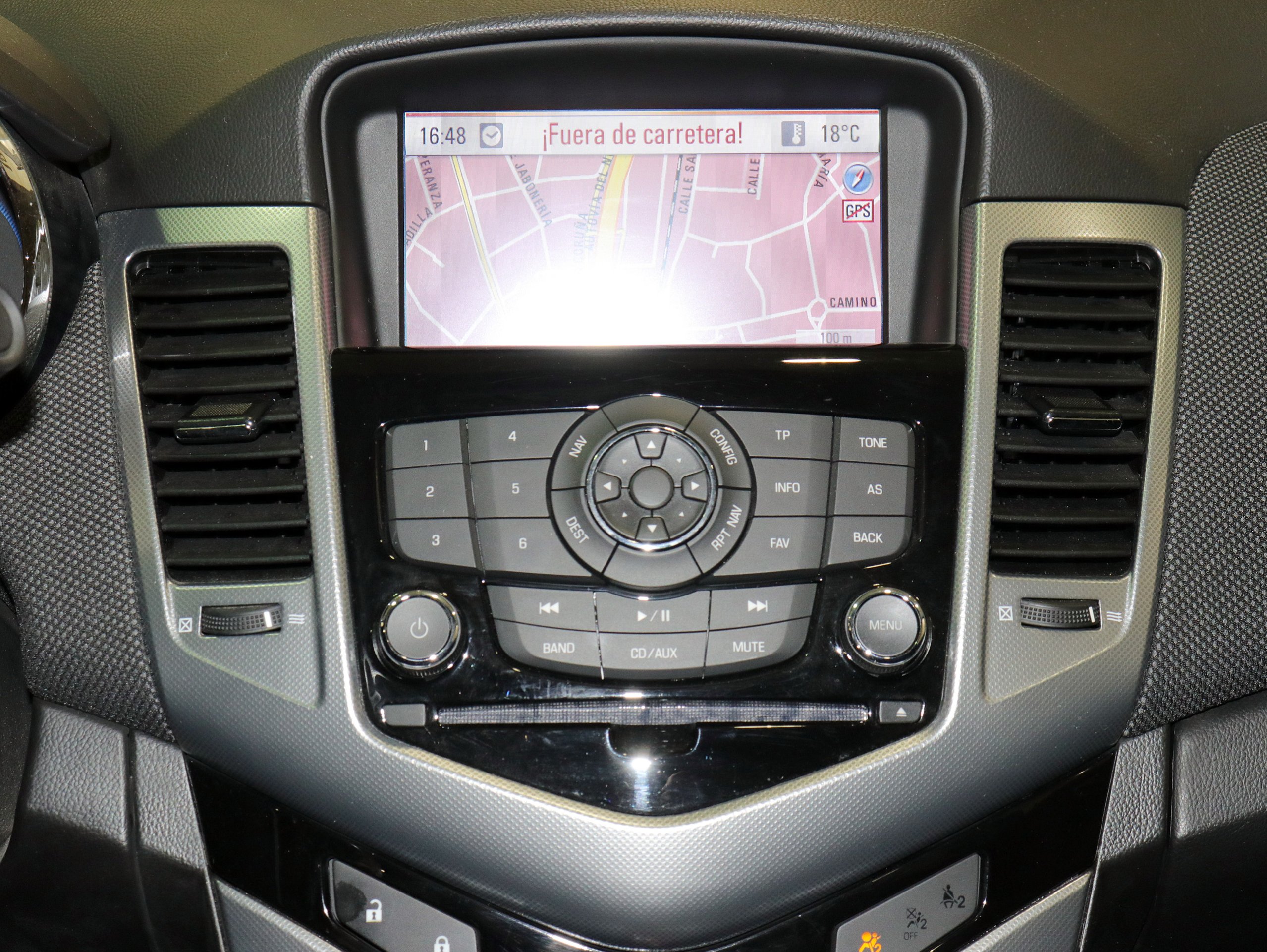 Foto Chevrolet Cruze 25