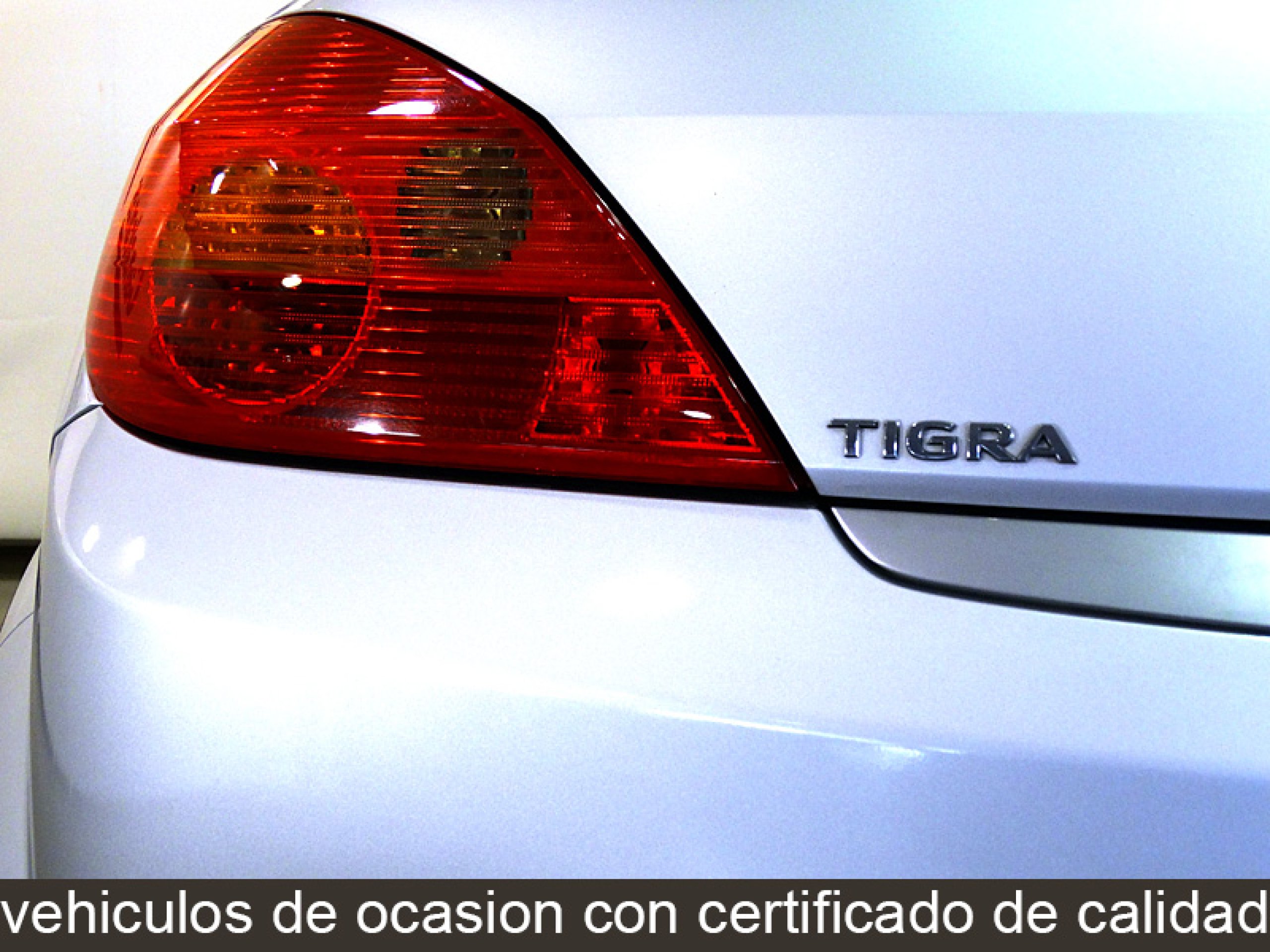 Foto Opel Tigra 13
