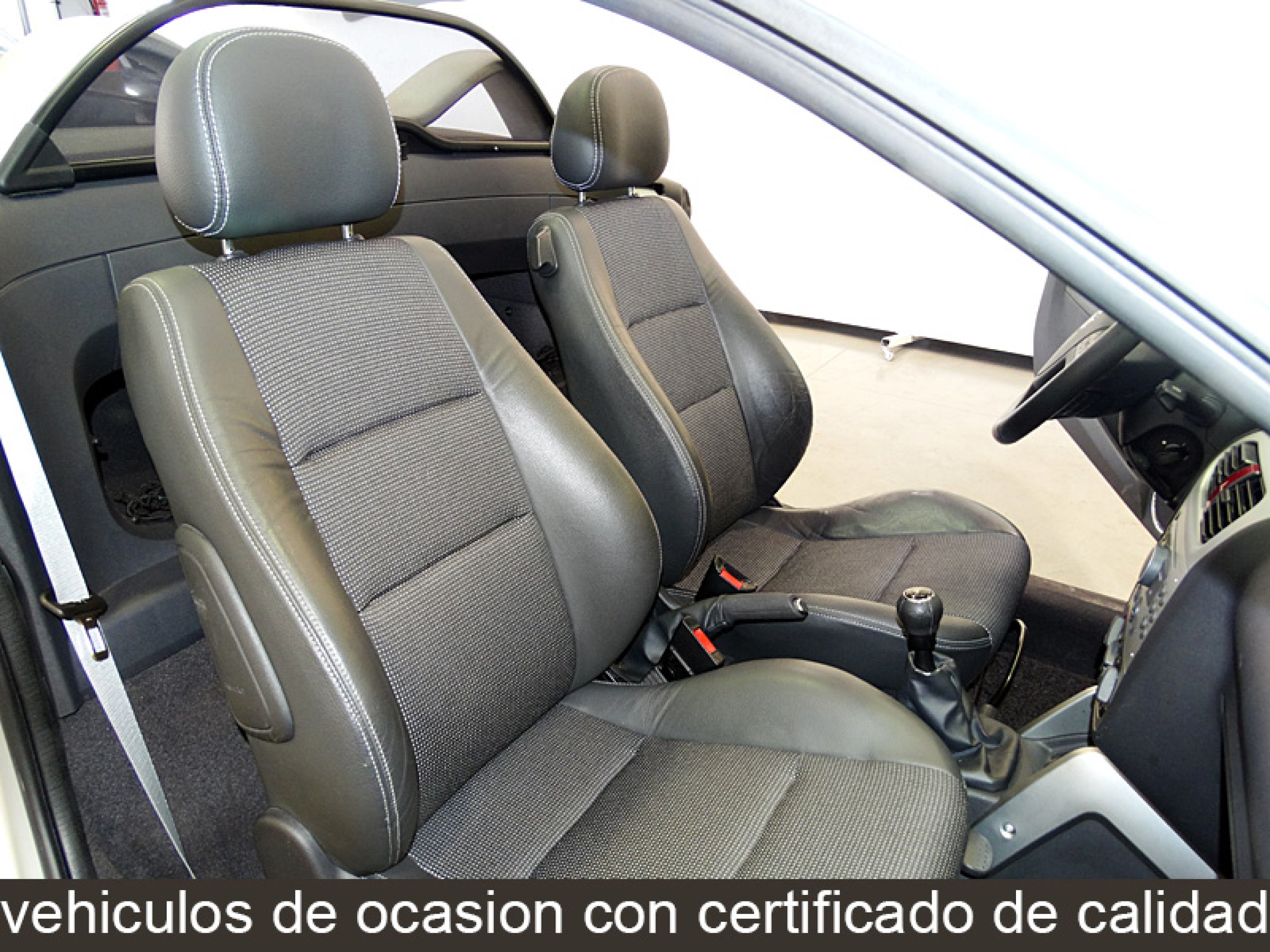 Foto Opel Tigra 17