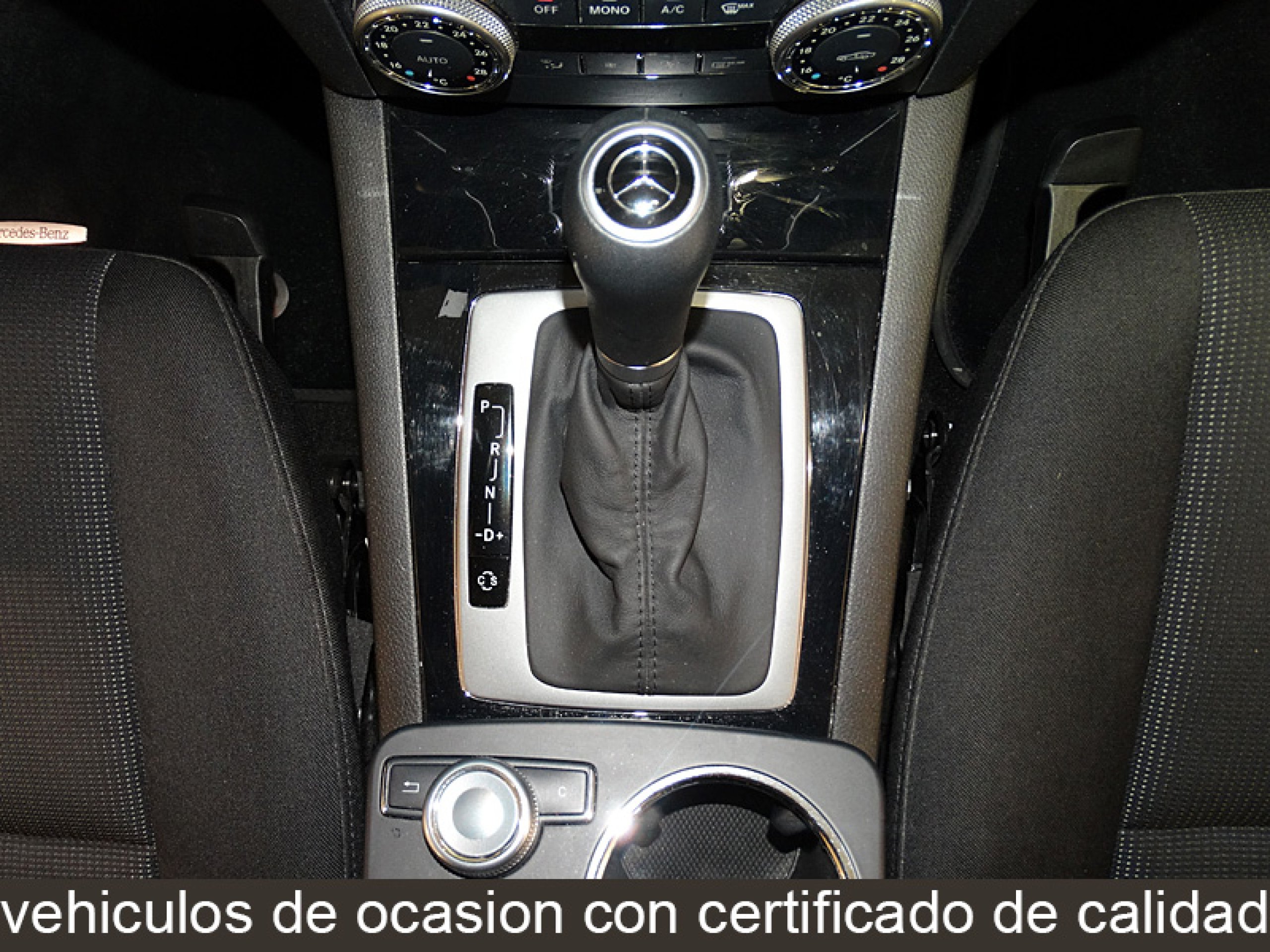 Foto Mercedes-Benz GLK 320 23