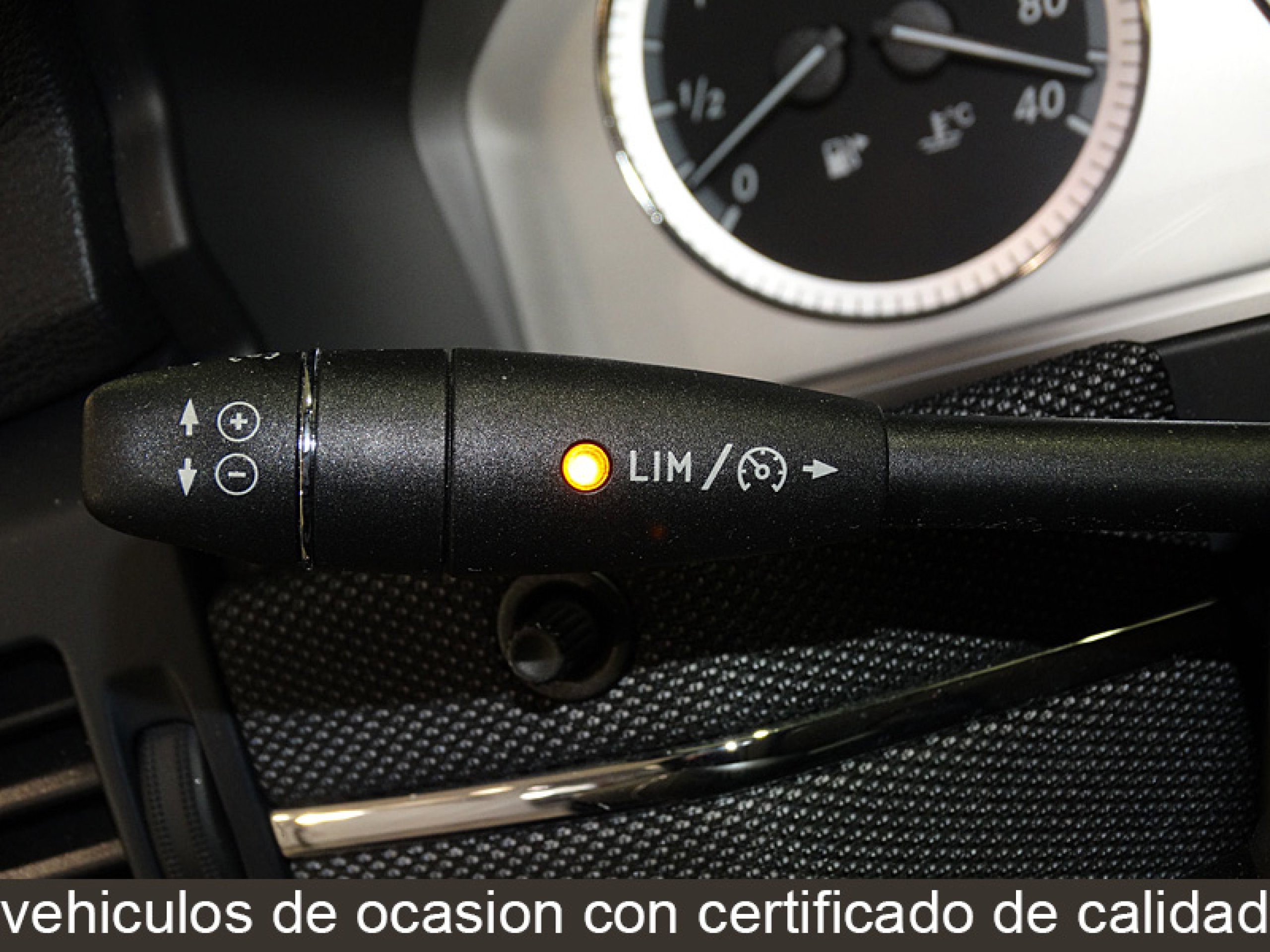 Foto Mercedes-Benz GLK 320 30