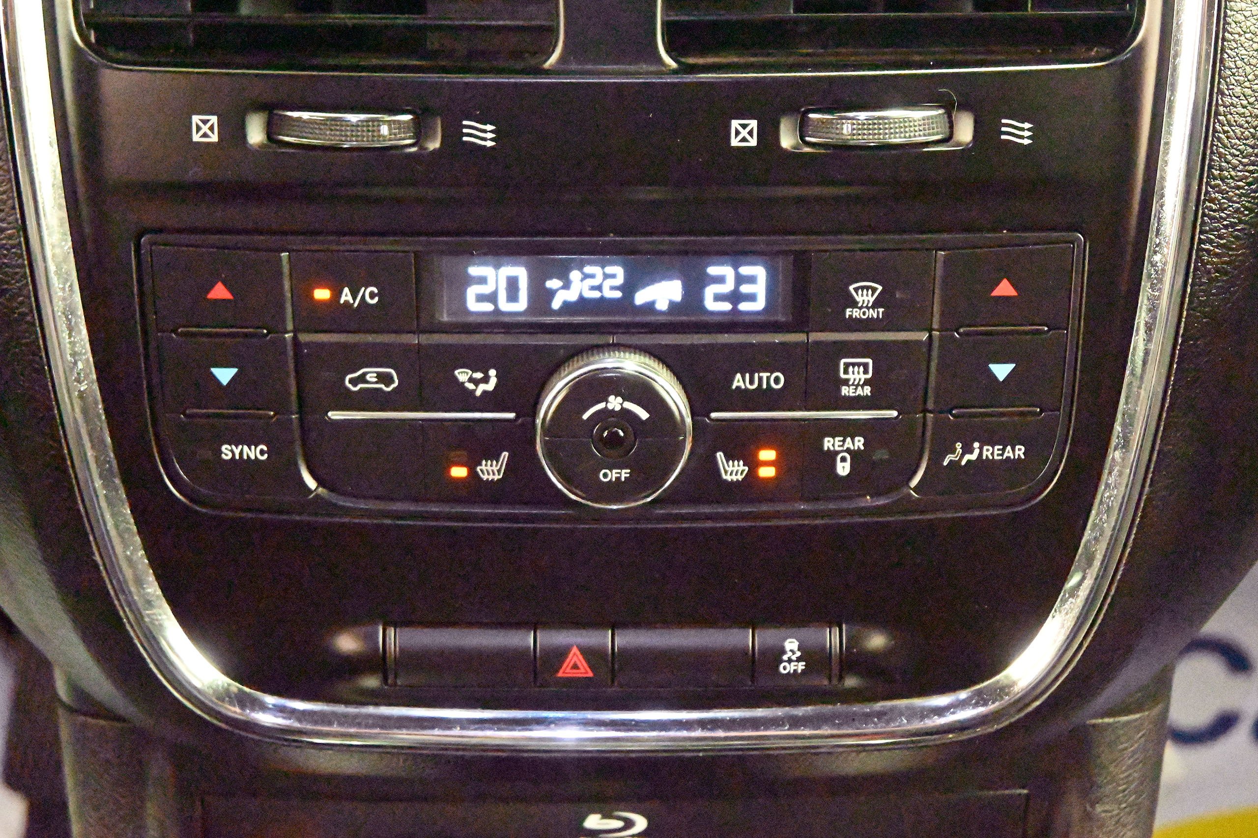 Foto Lancia Voyager 26