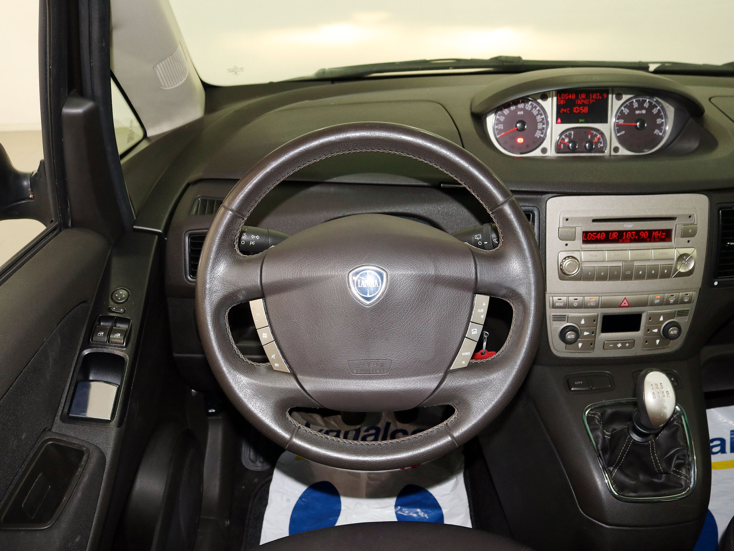 Foto Lancia MUSA 15