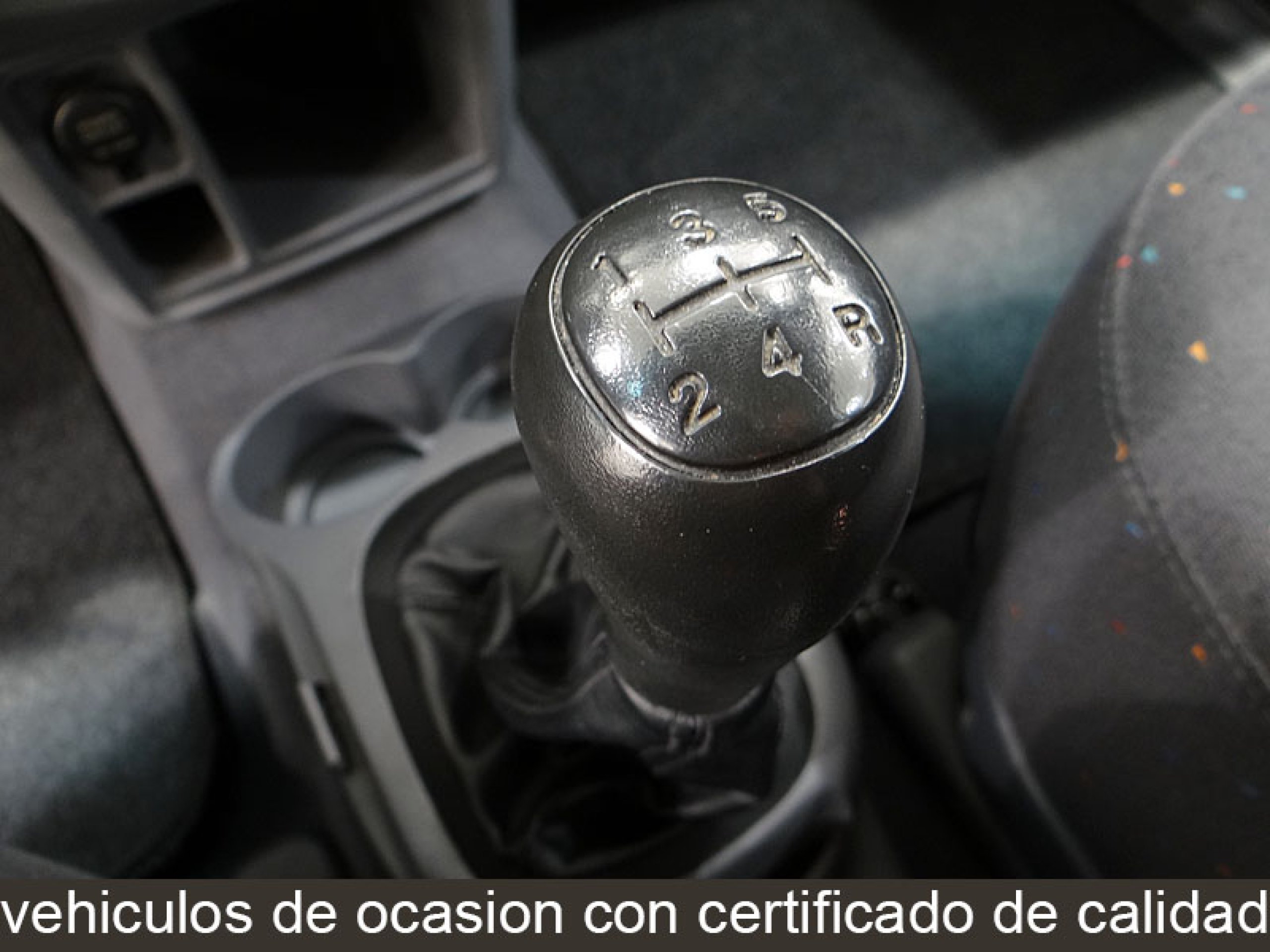 Foto Hyundai Trajet 24