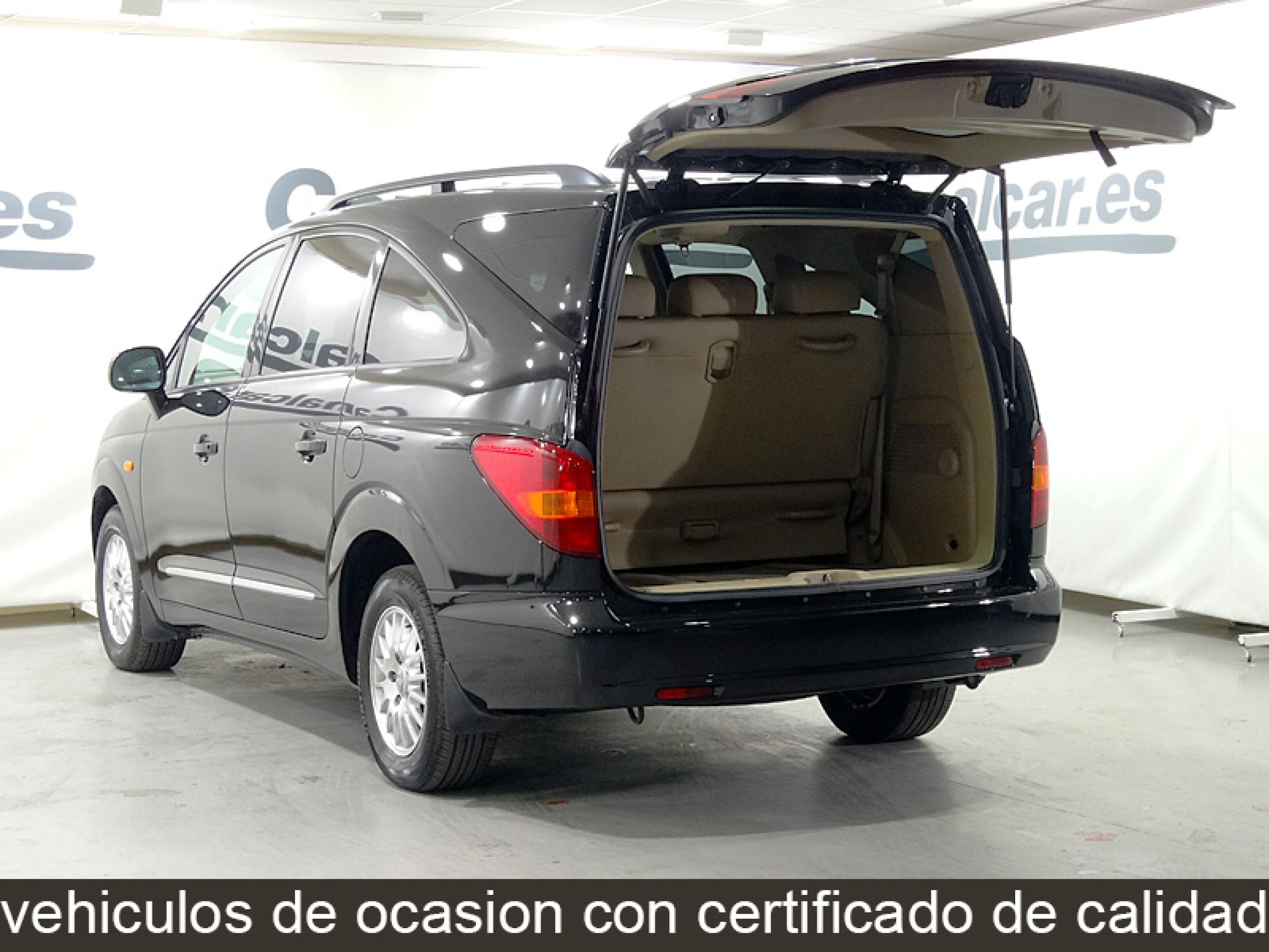 Foto Ssangyong Rodius 8