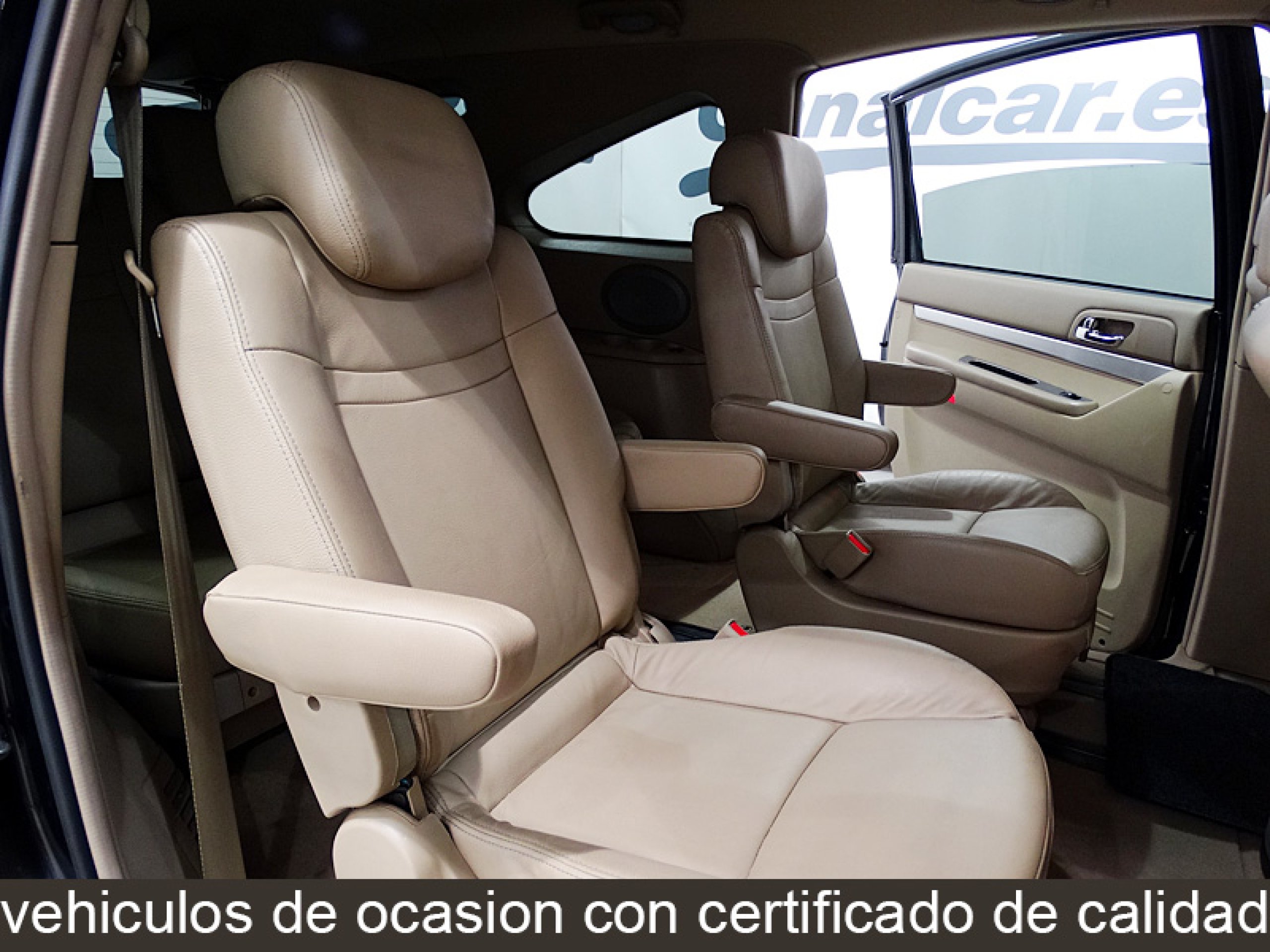 Foto Ssangyong Rodius 21