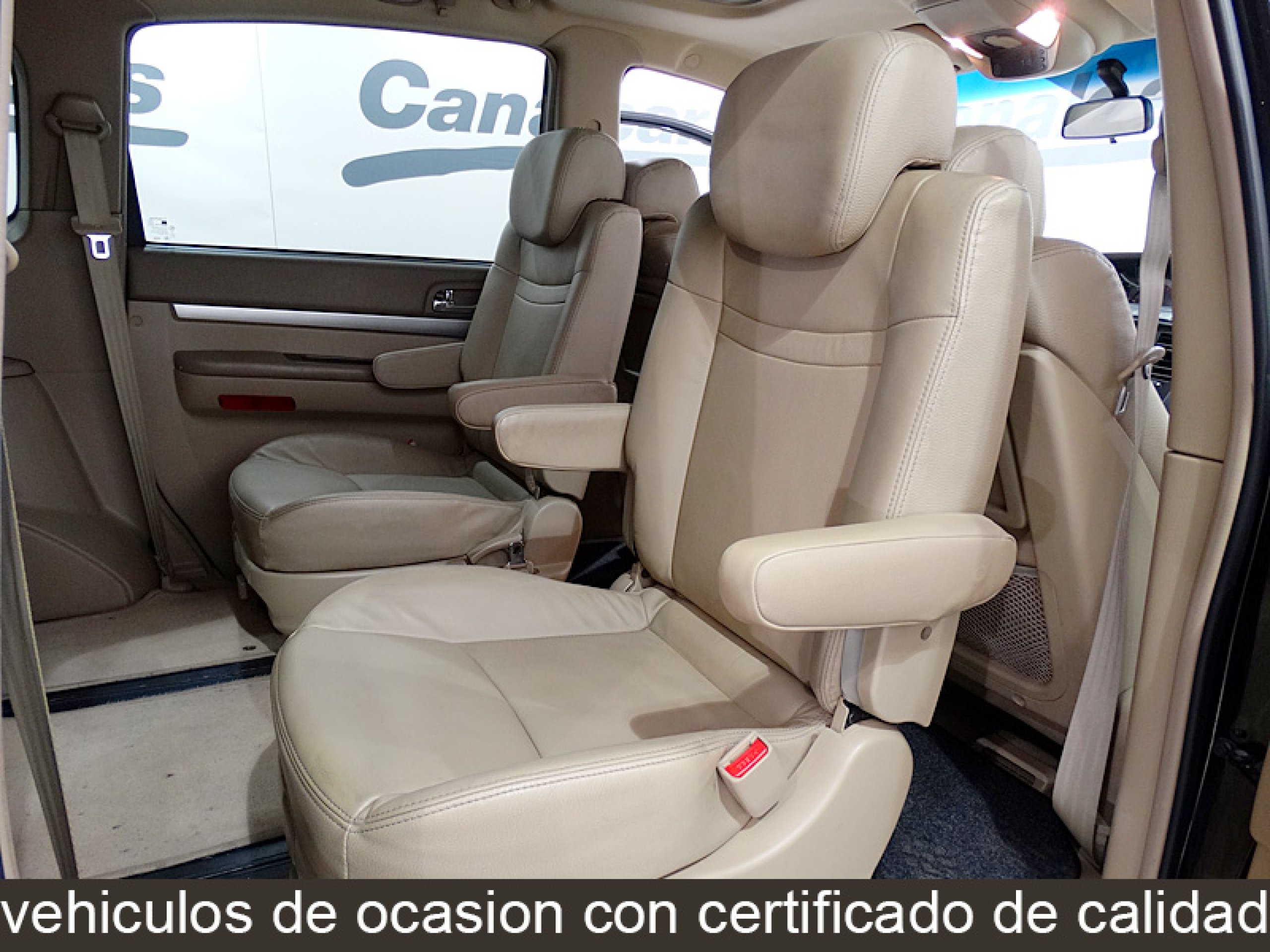 Foto Ssangyong Rodius 23