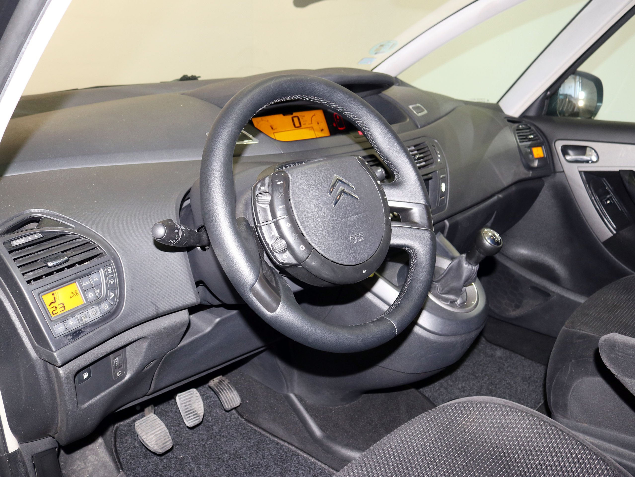 Foto Citroen C4 Picasso 18