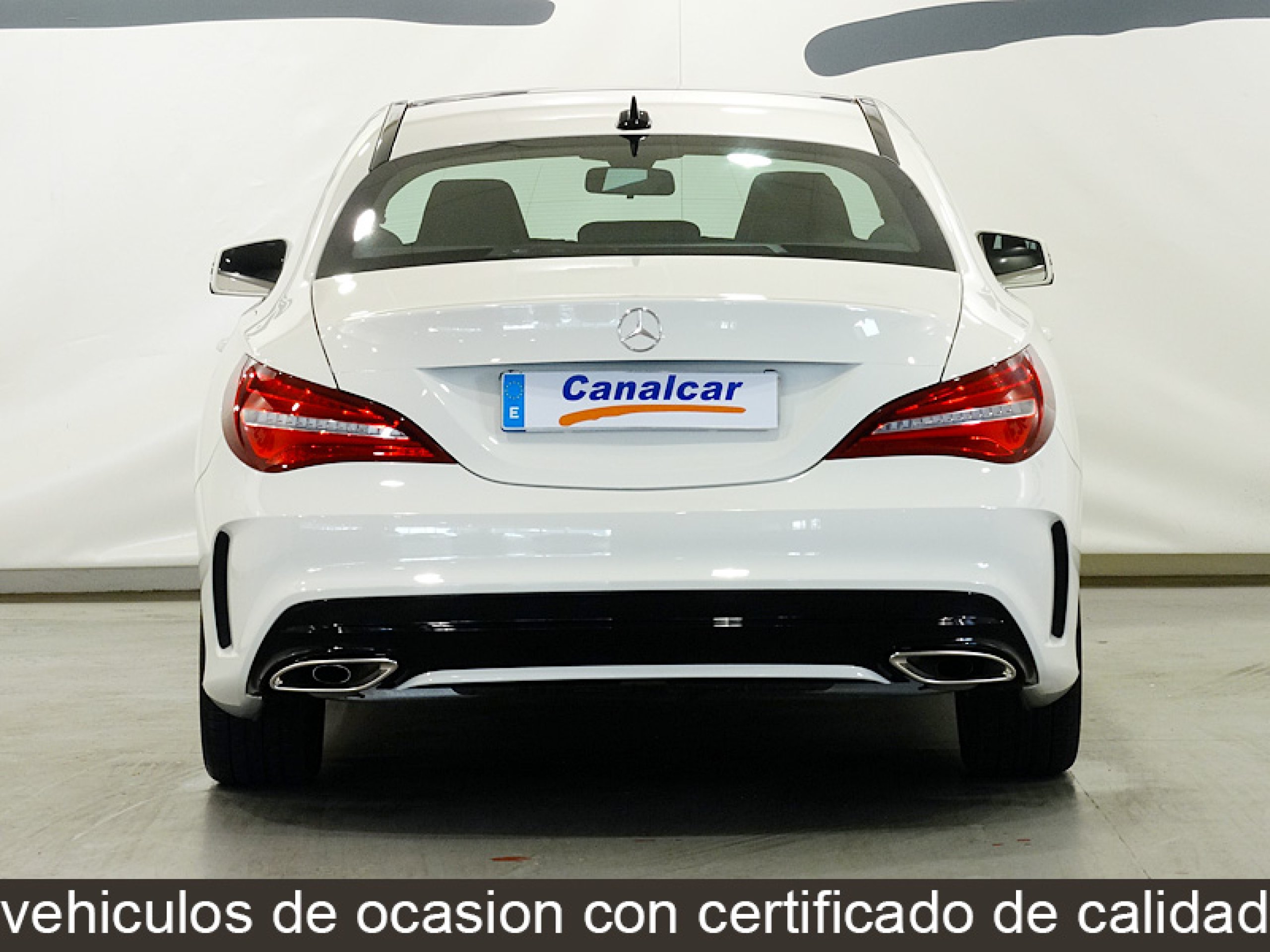 Foto Mercedes-Benz CLA 200 10
