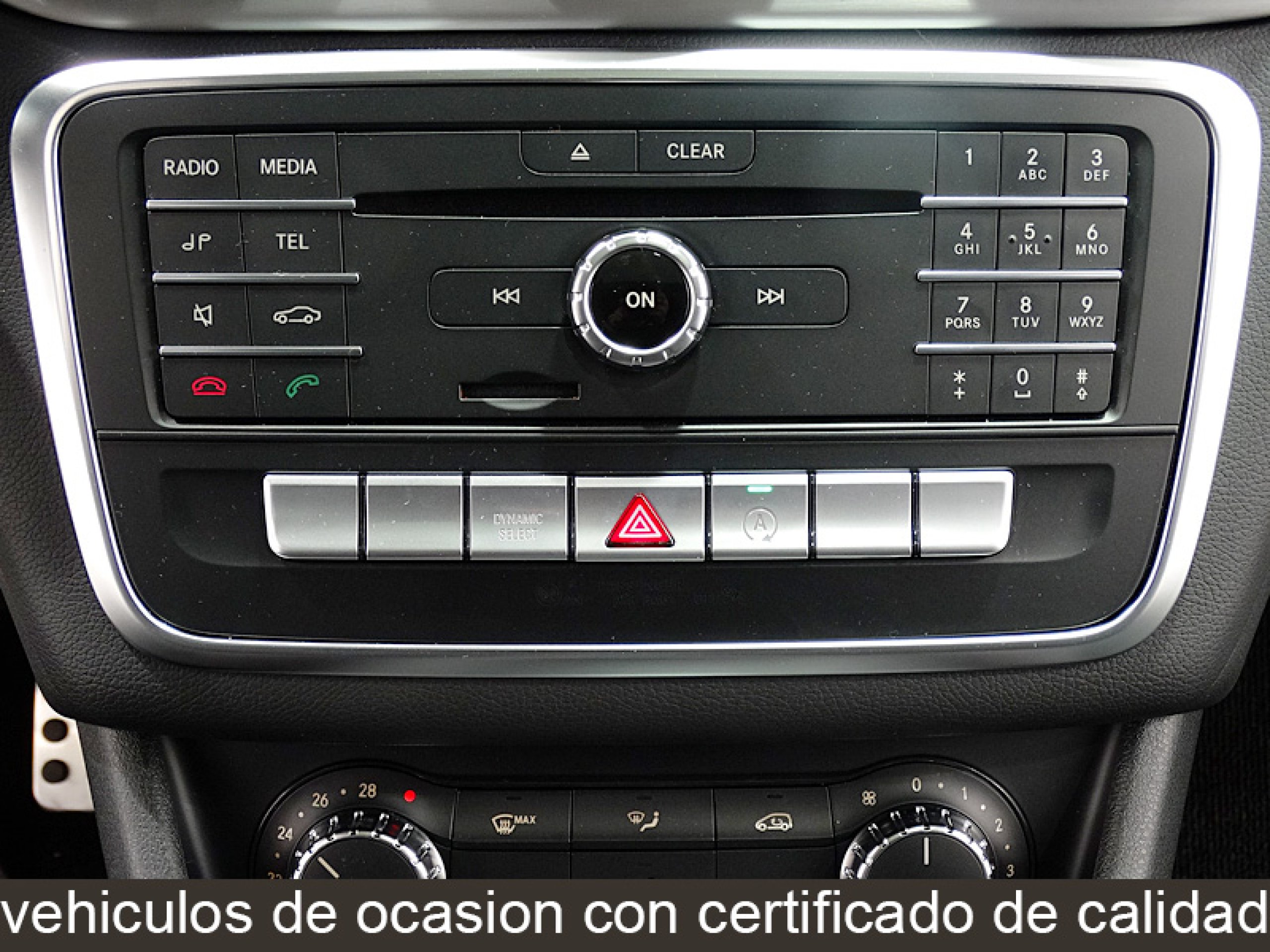 Foto Mercedes-Benz CLA 200 38