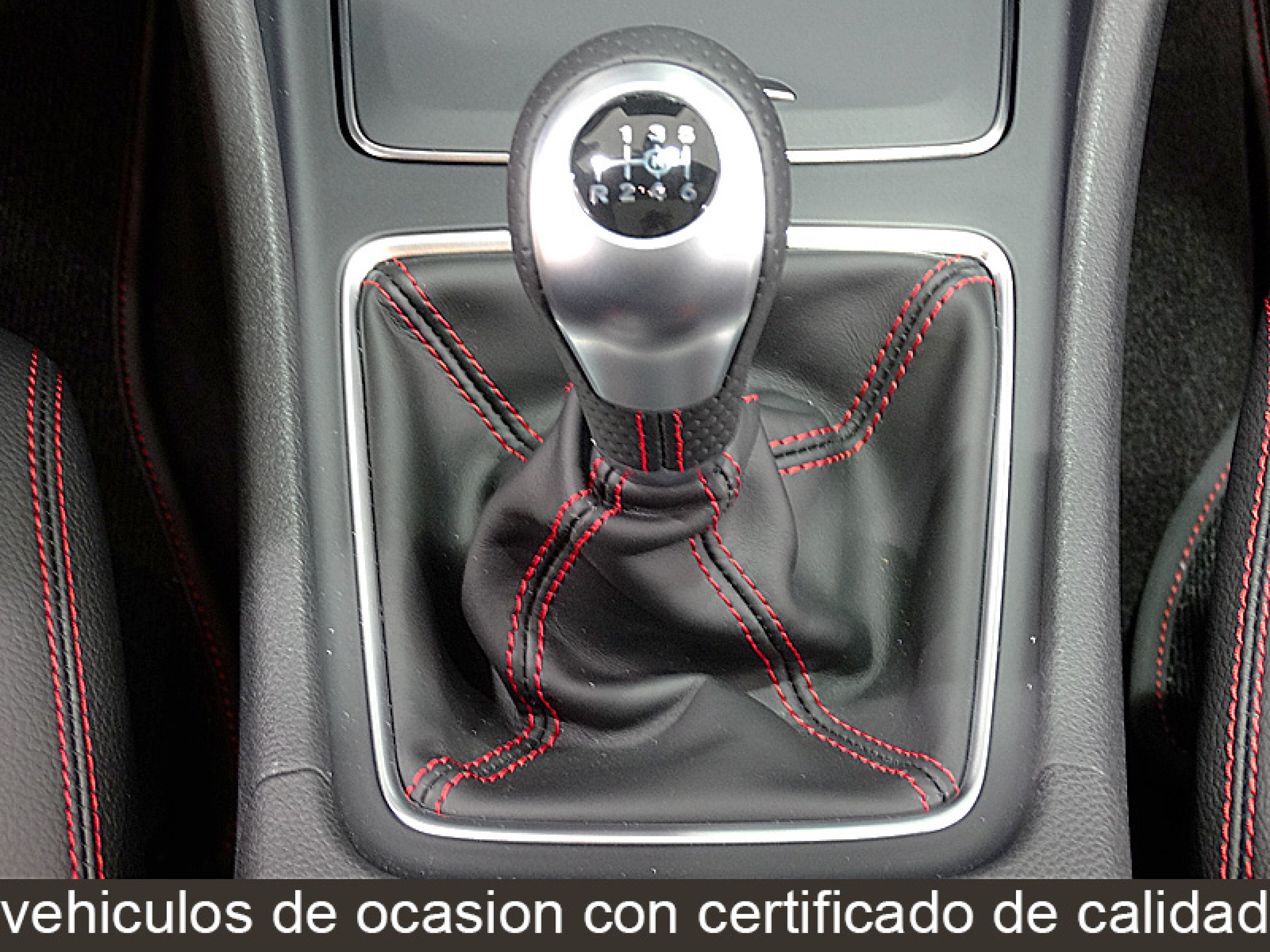 Foto Mercedes-Benz CLA 200 40