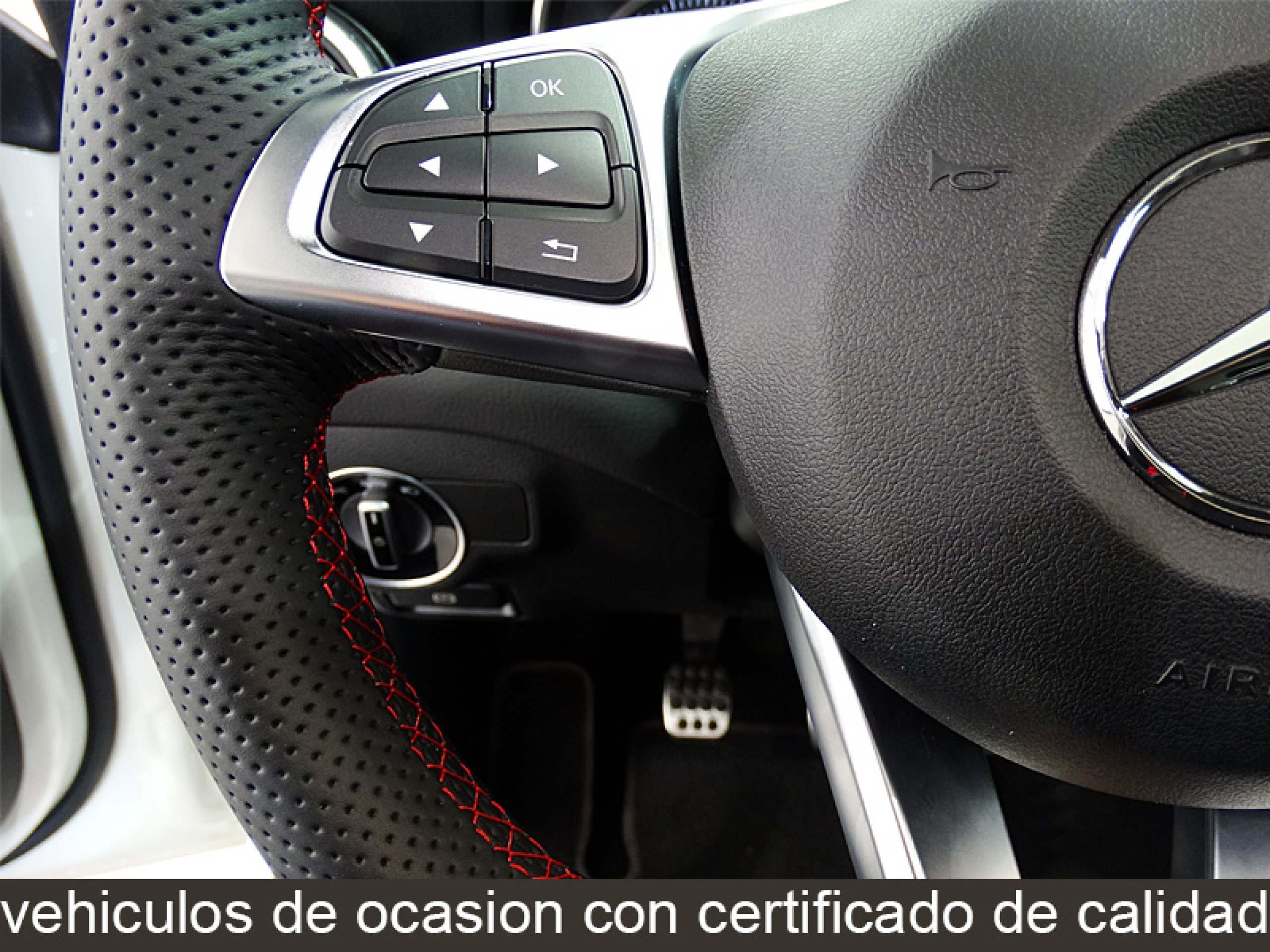 Foto Mercedes-Benz CLA 200 43