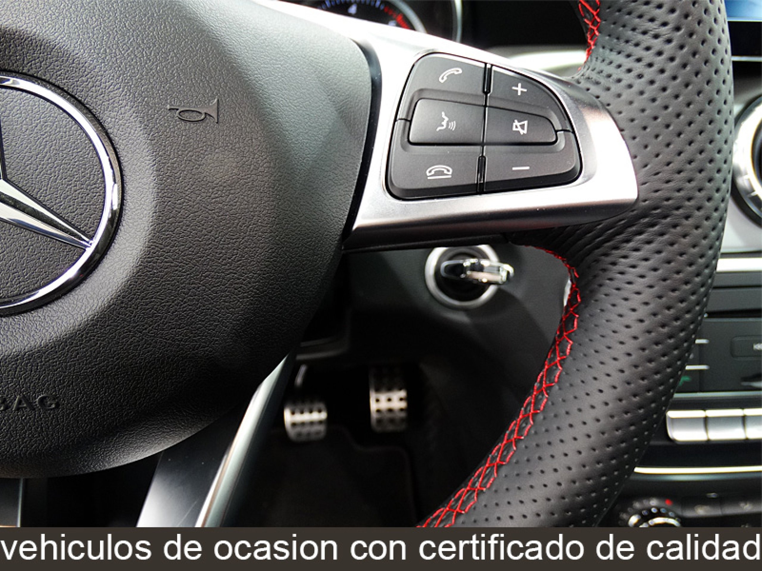 Foto Mercedes-Benz CLA 200 44