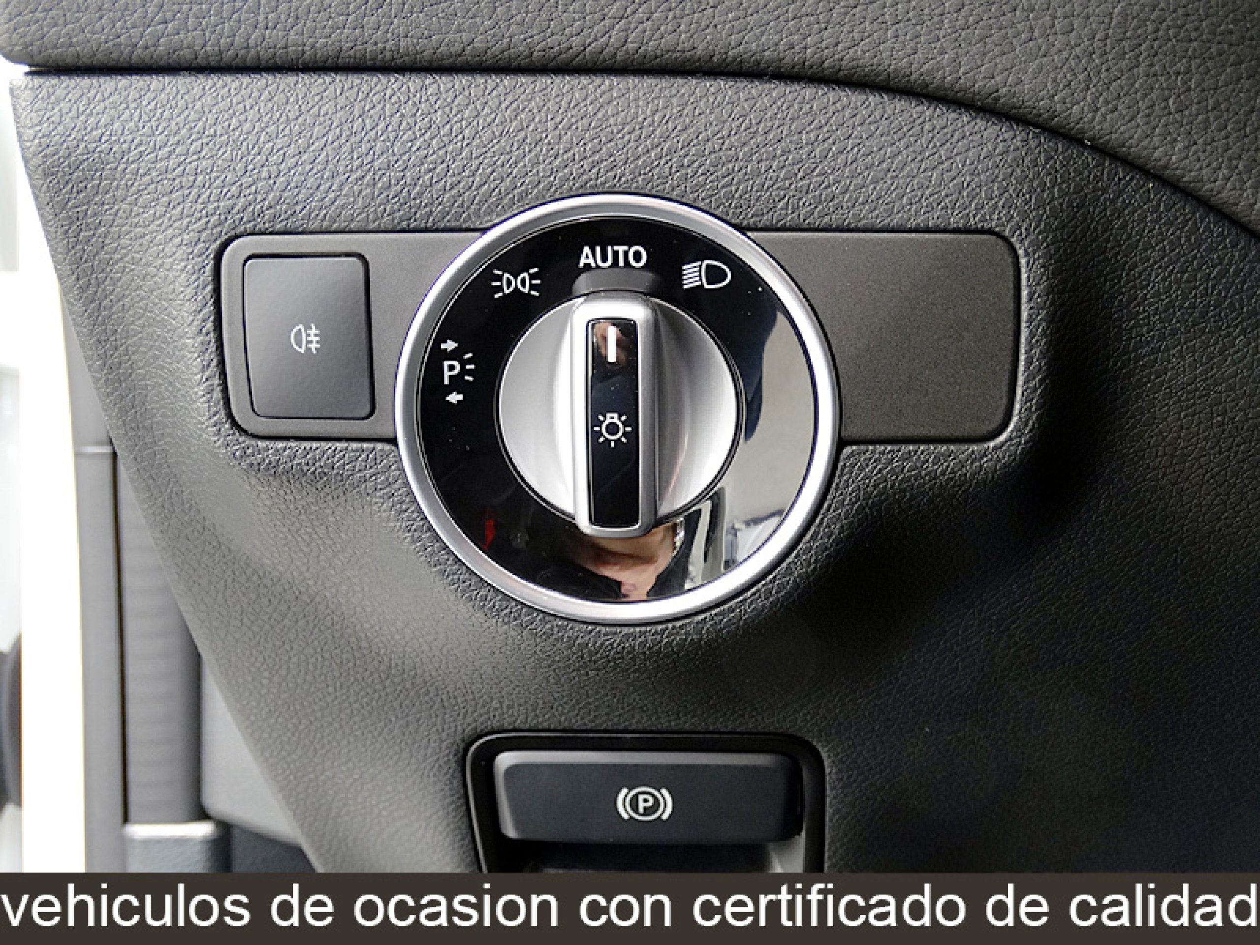 Foto Mercedes-Benz CLA 200 46