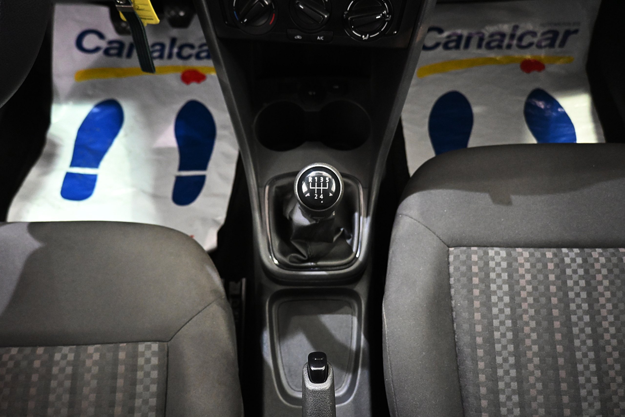 Foto Volkswagen Polo 16