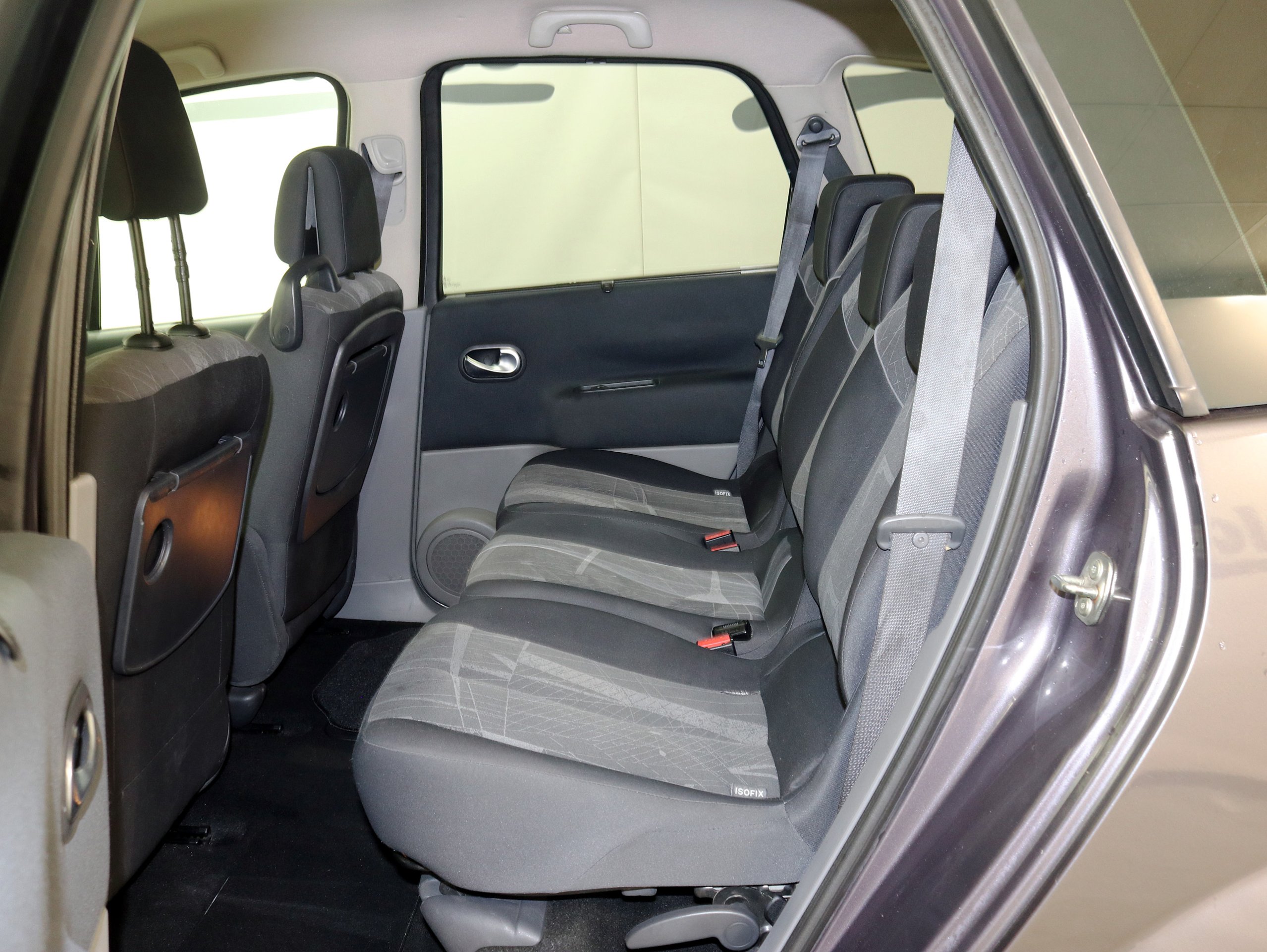 Foto Renault Grand Scenic 13 Foto Renault Grand Scenic 13