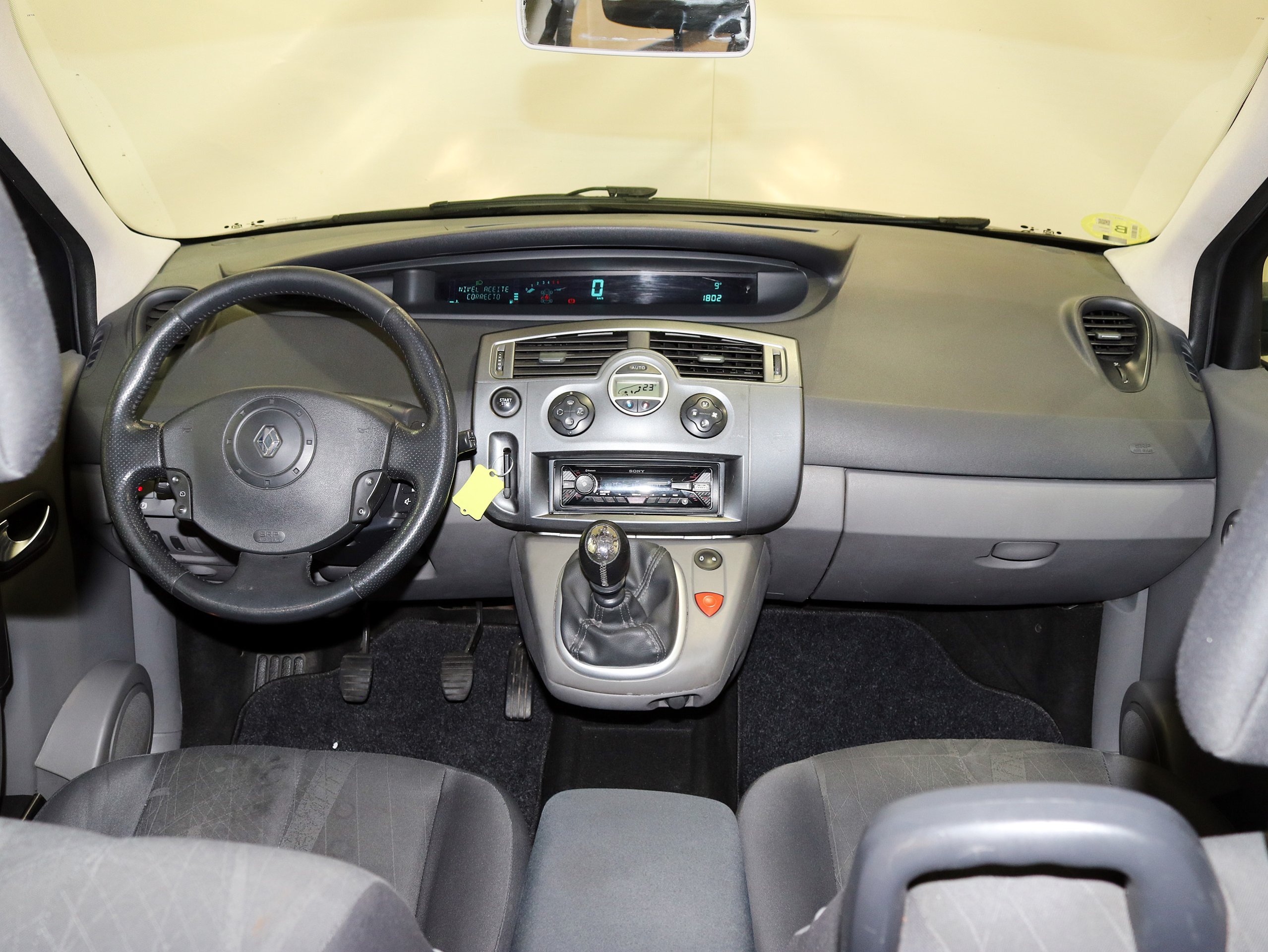 Foto Renault Grand Scenic 16 Foto Renault Grand Scenic 16