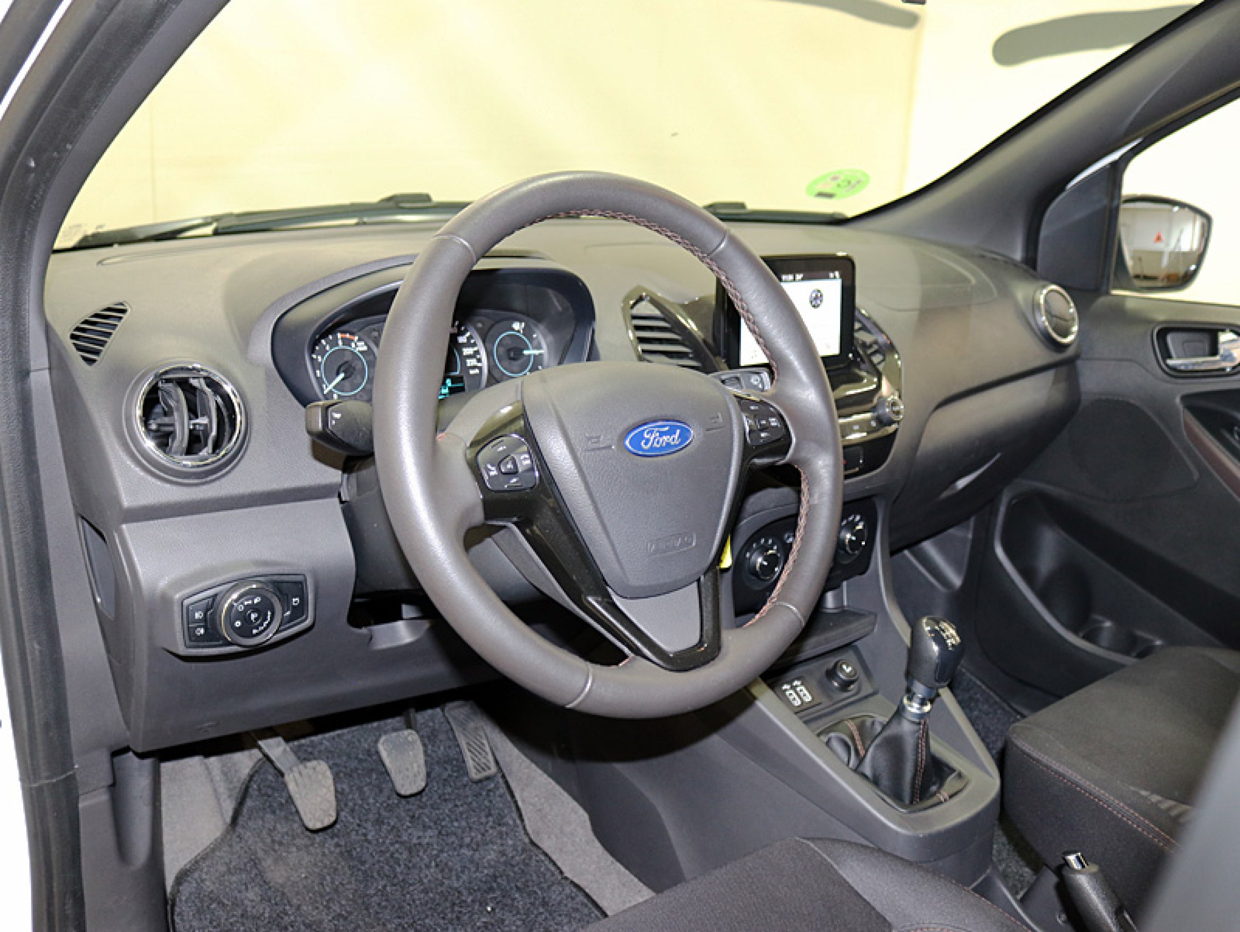 Foto Ford Ka+ 21