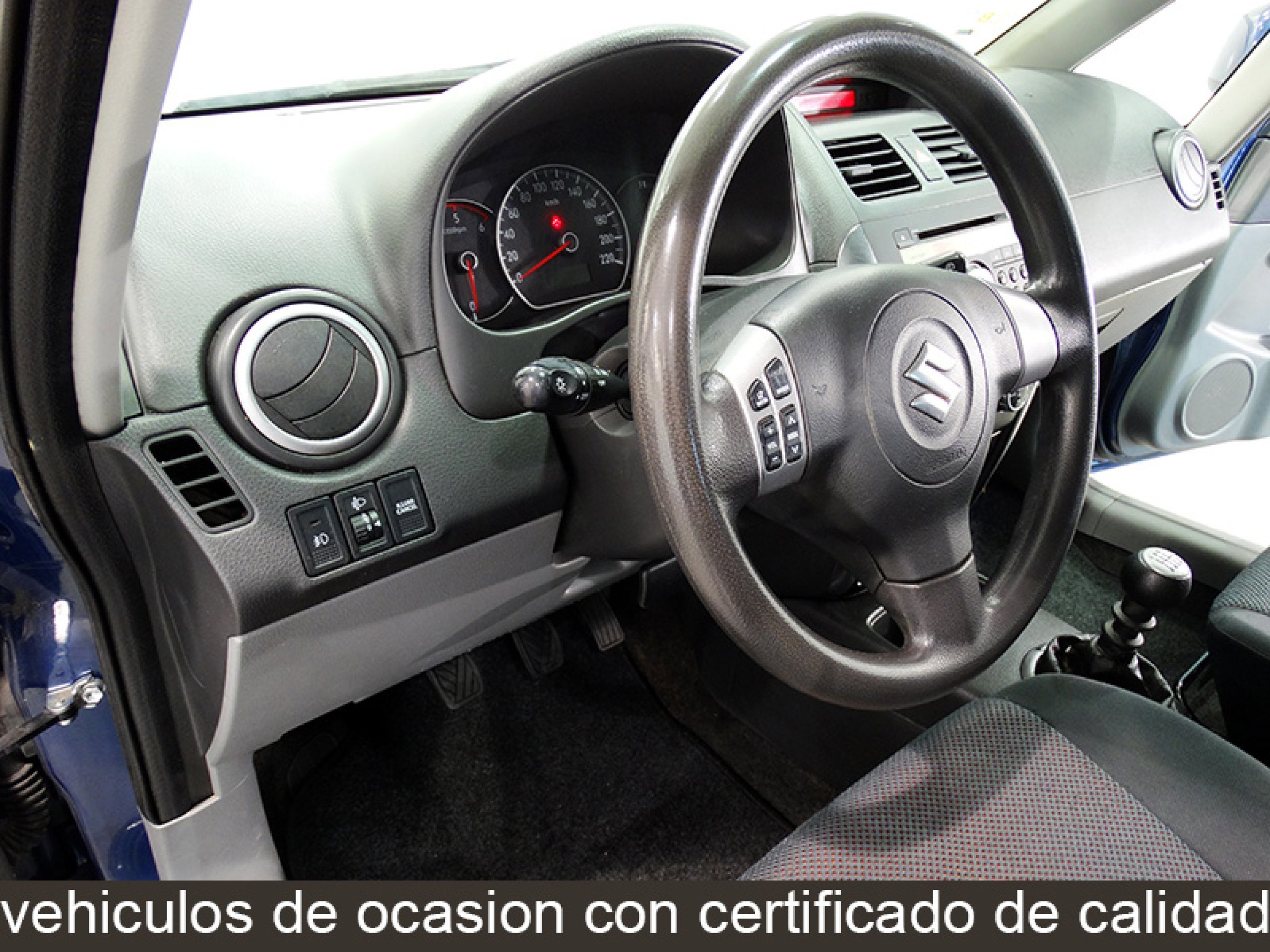 Foto Suzuki SX 4 22