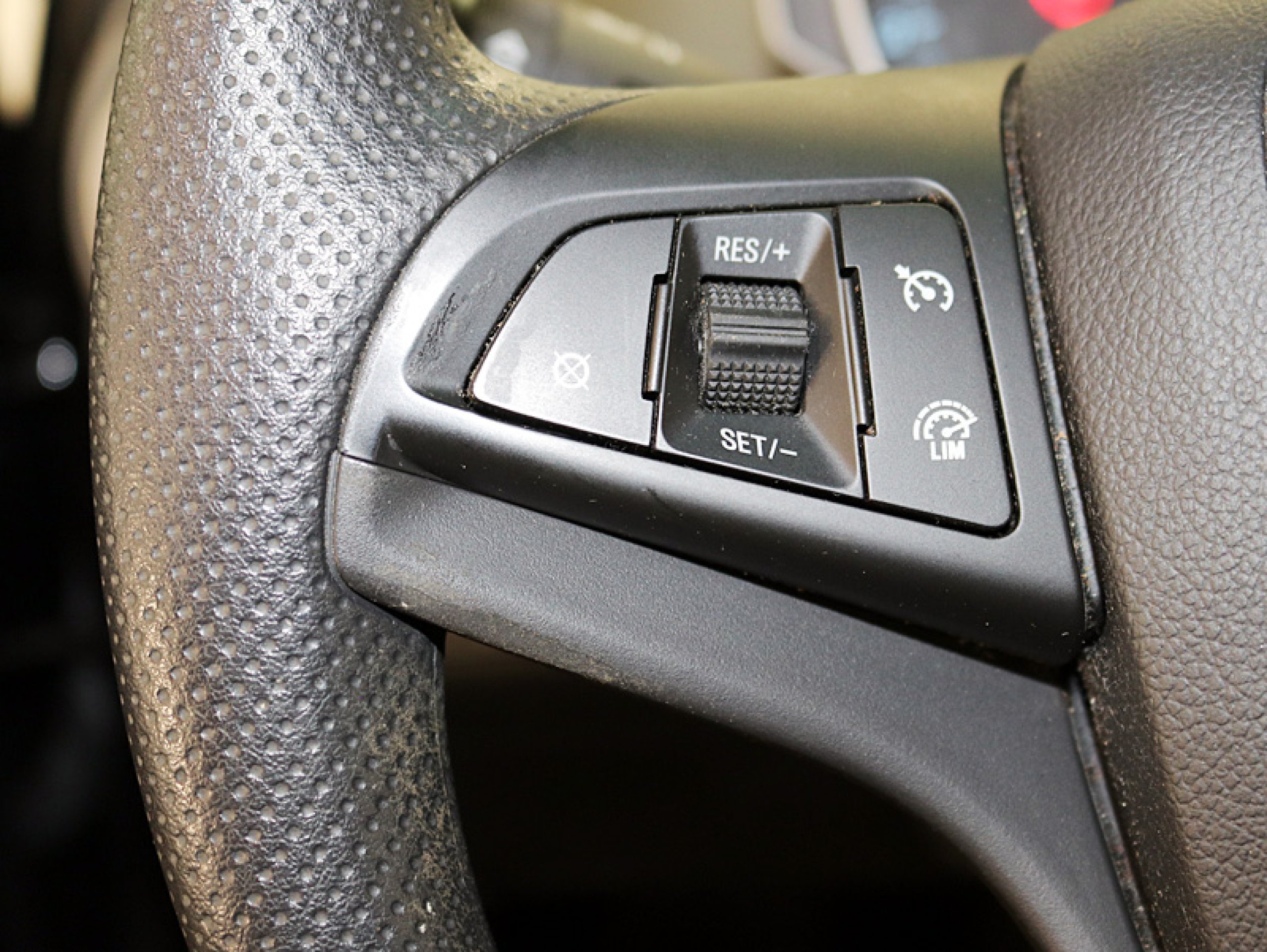 Foto Chevrolet Aveo 25