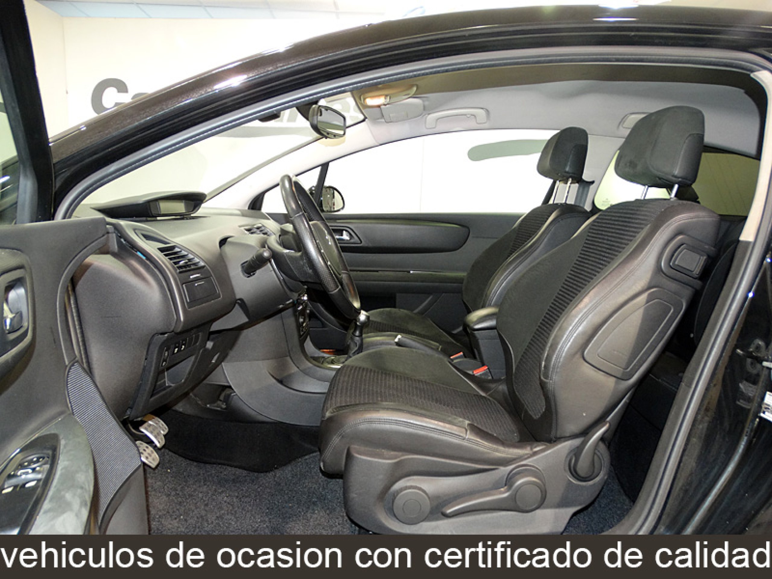 Foto Citroen C4 11