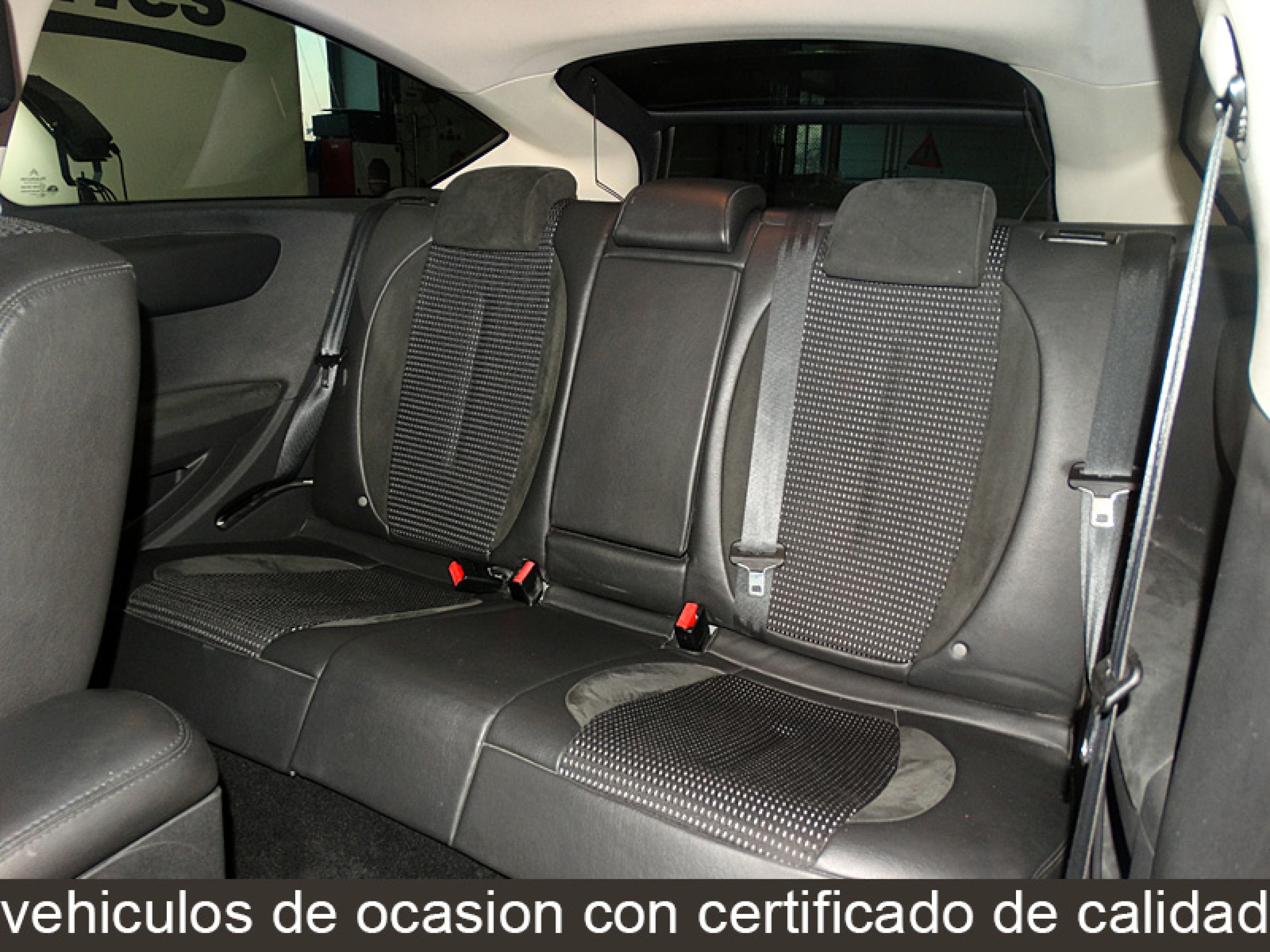Foto Citroen C4 12