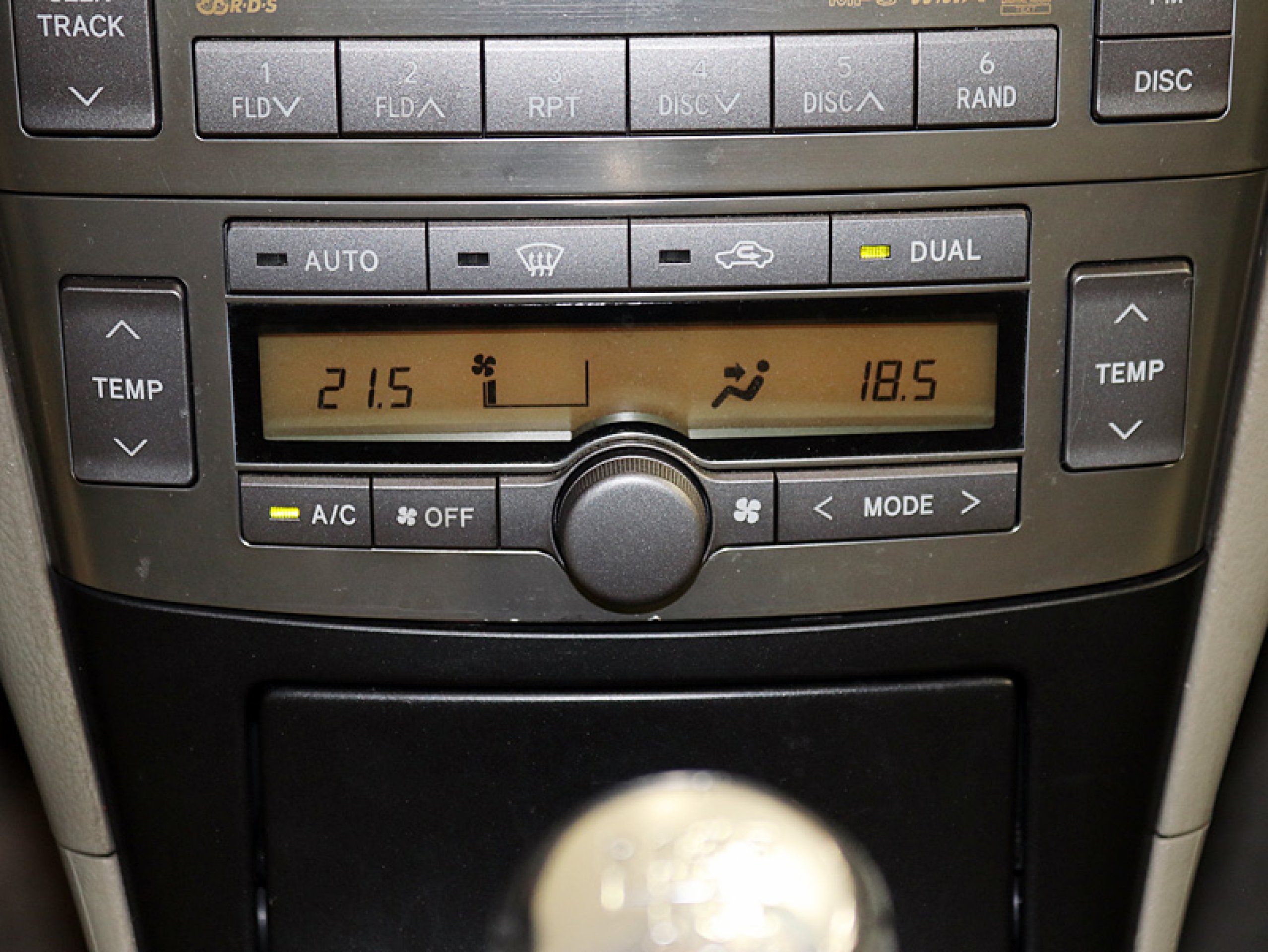 Foto Toyota Avensis 20