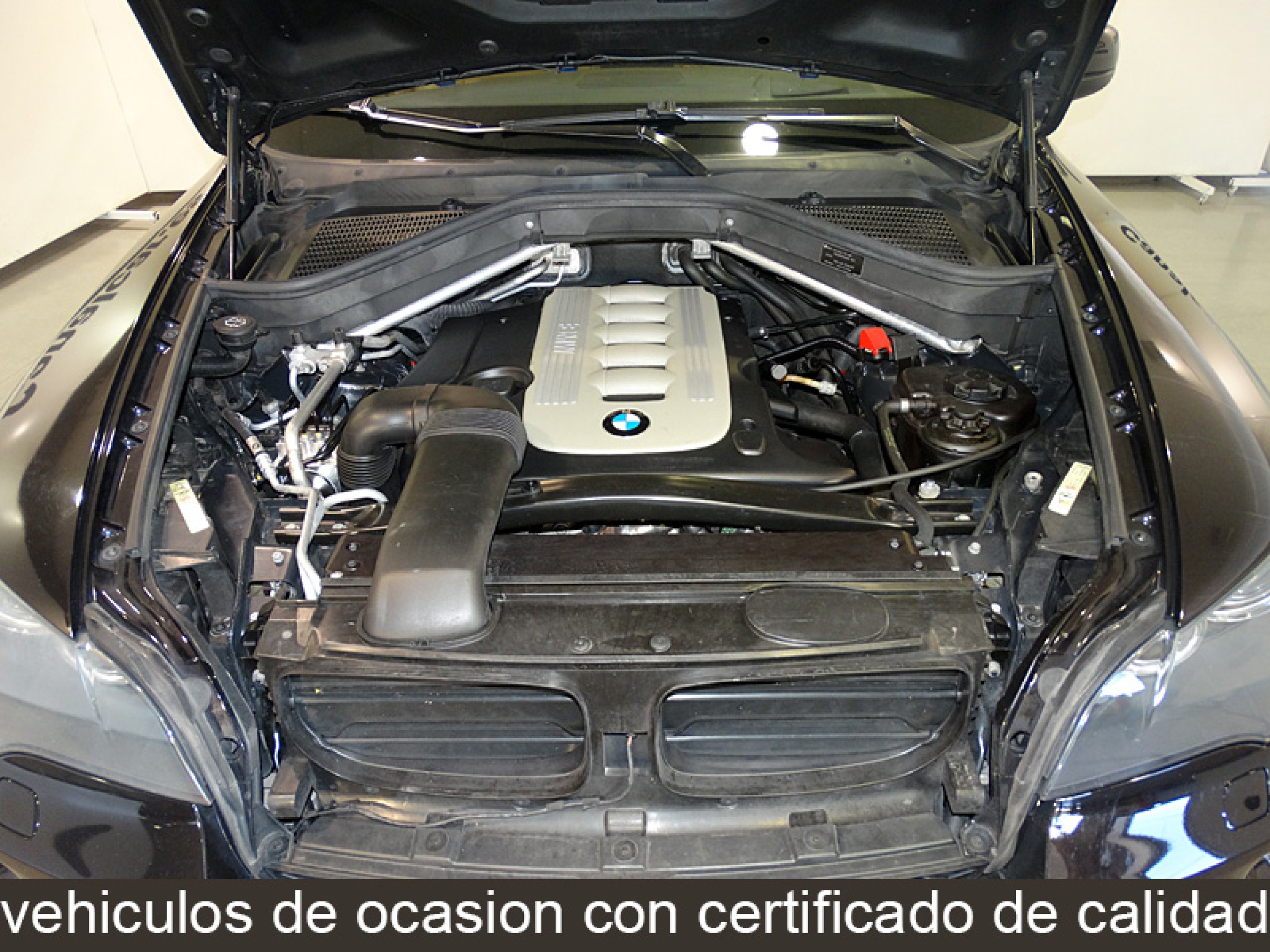 Foto Bmw X5 8