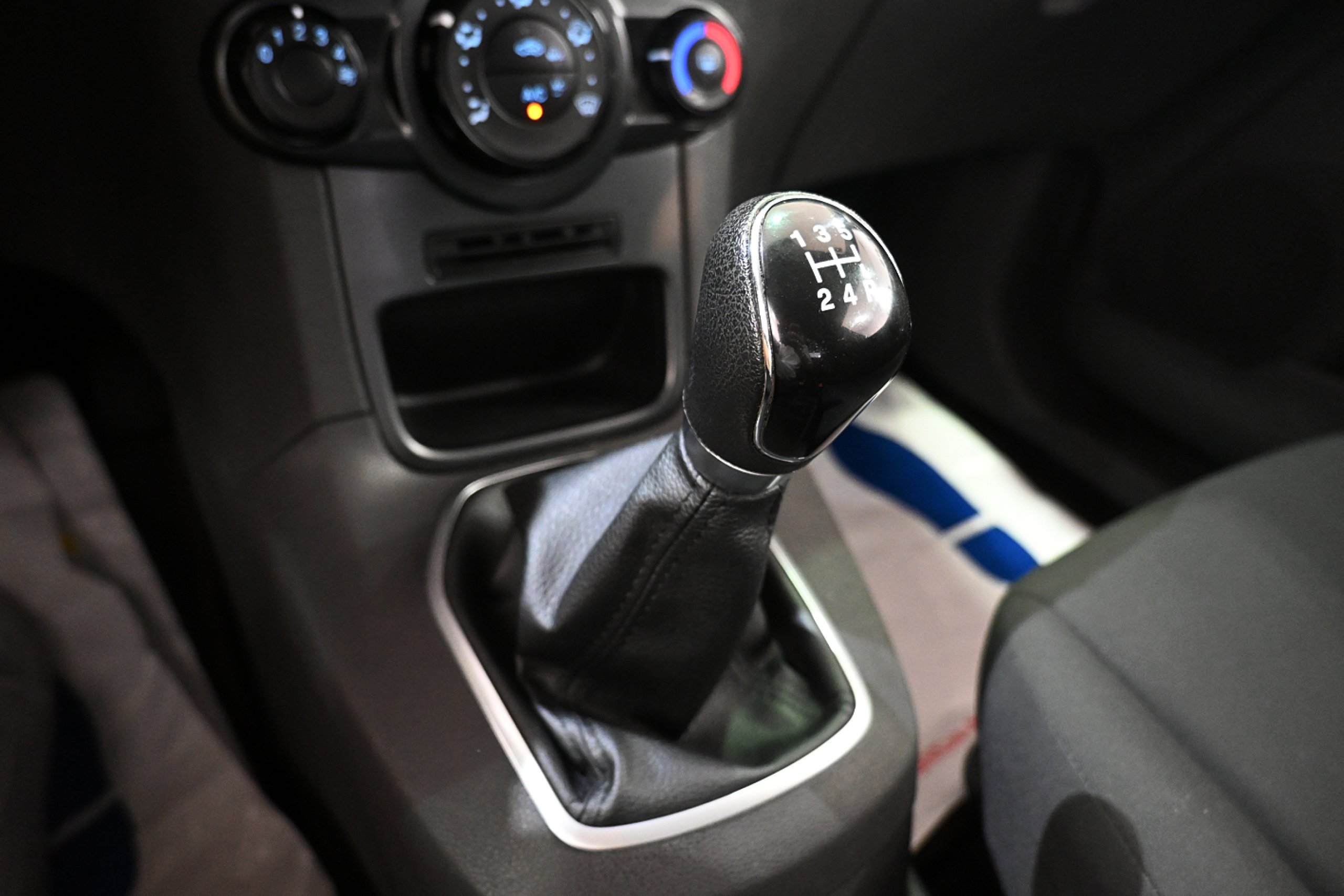 Foto Ford Fiesta 16