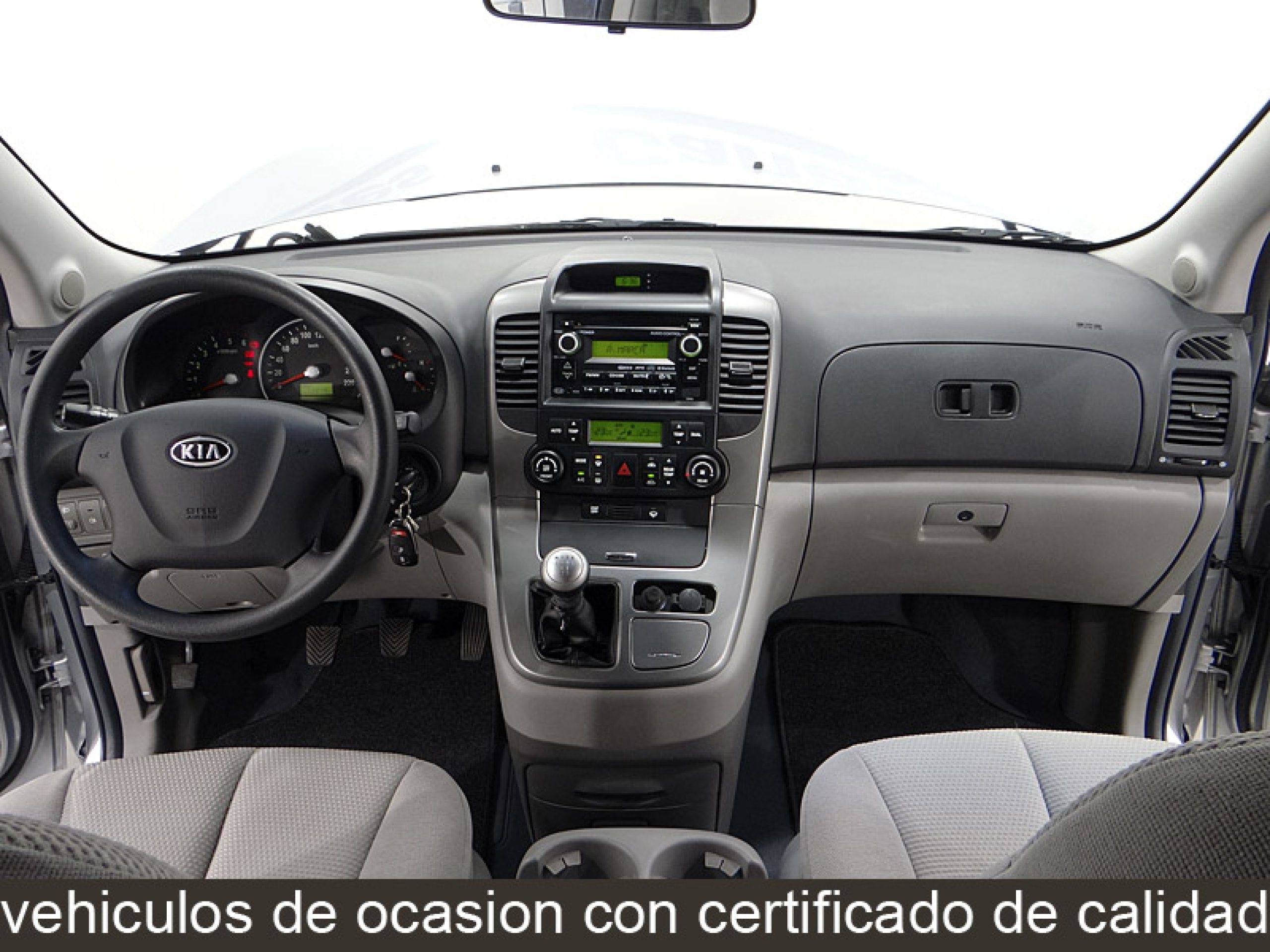 Foto Kia Carnival 28