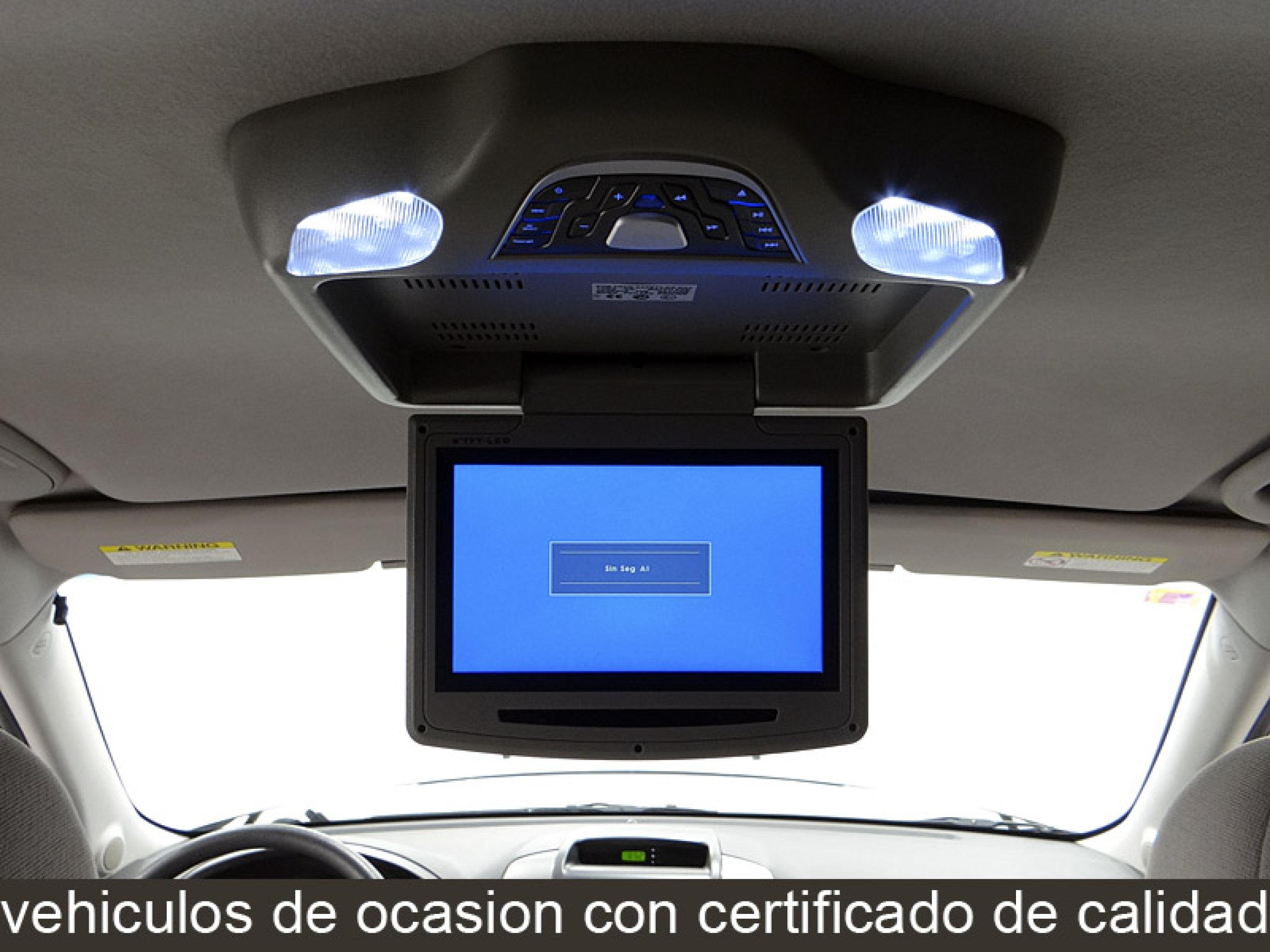 Foto Kia Carnival 33