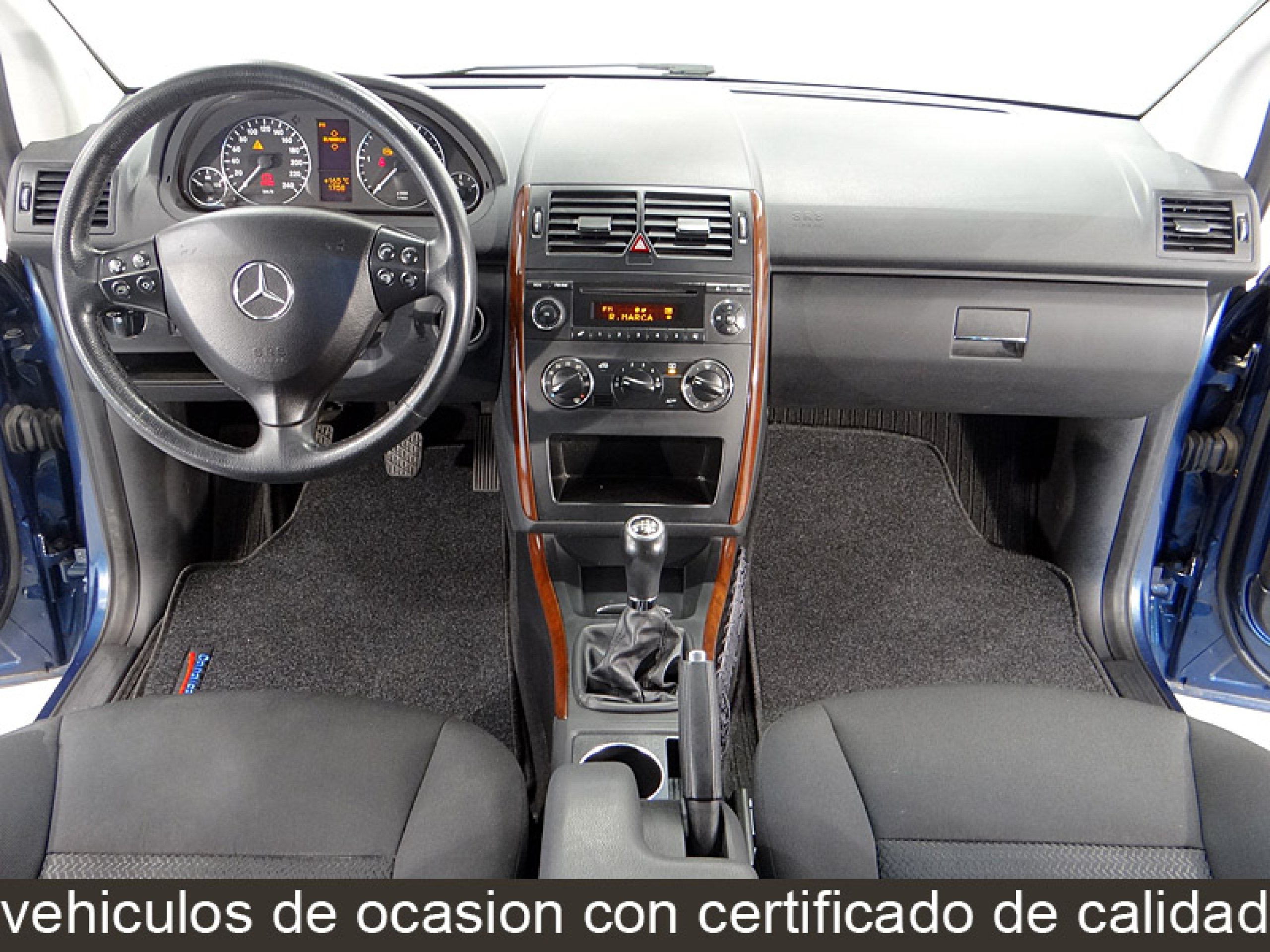 Foto Mercedes-Benz A 180 30