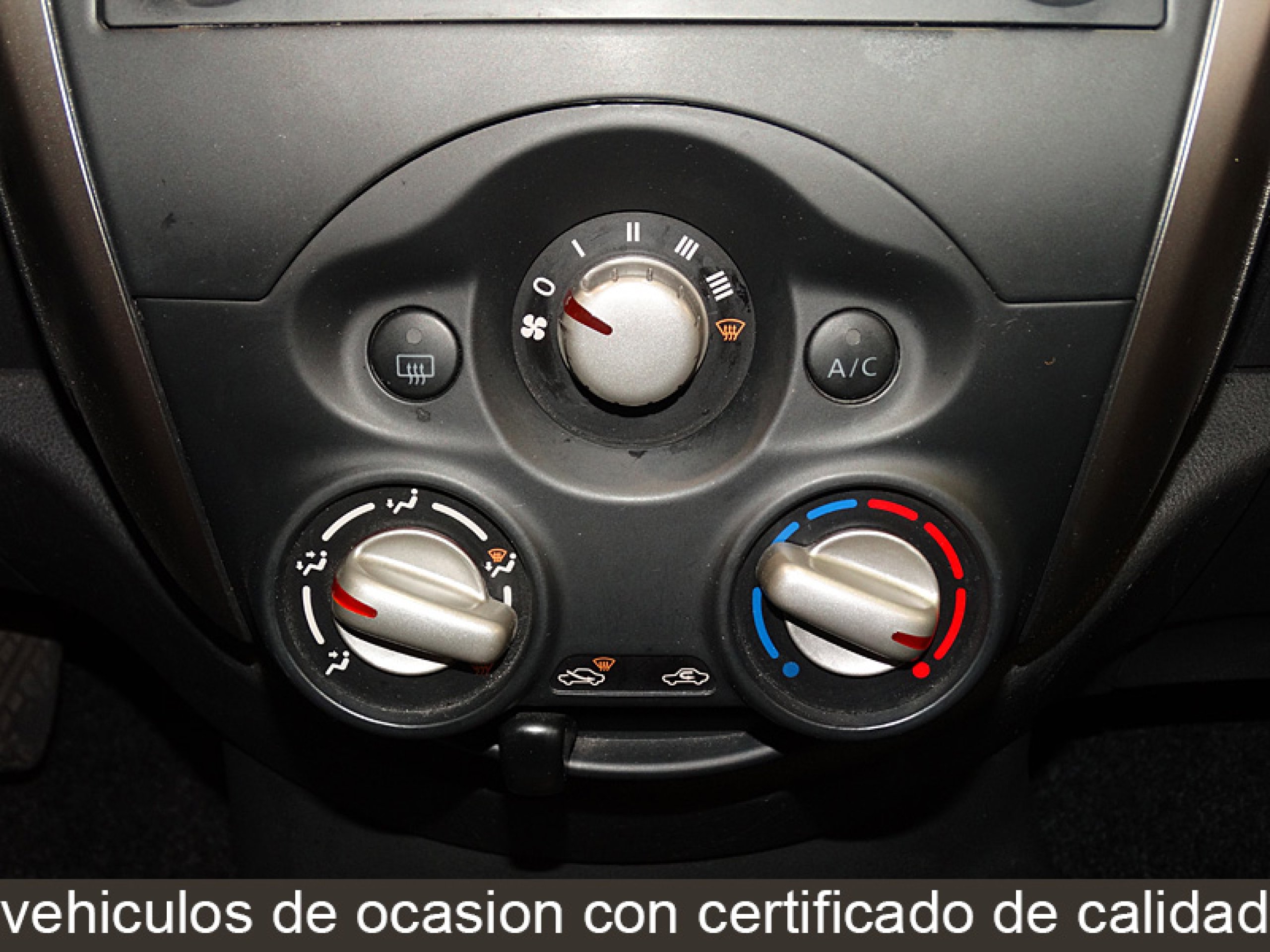 Foto Nissan Micra 18