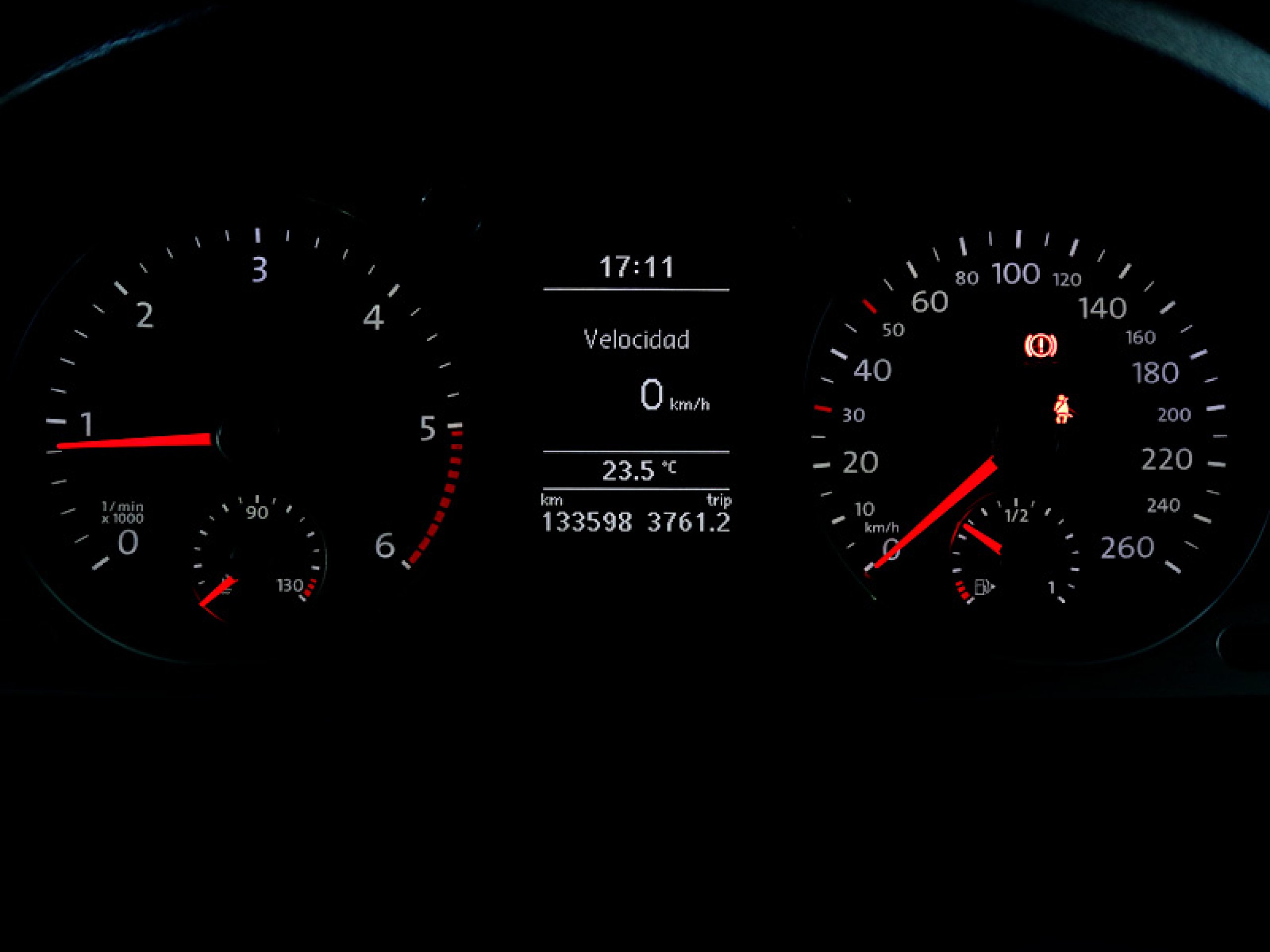 Foto Volkswagen Passat 15