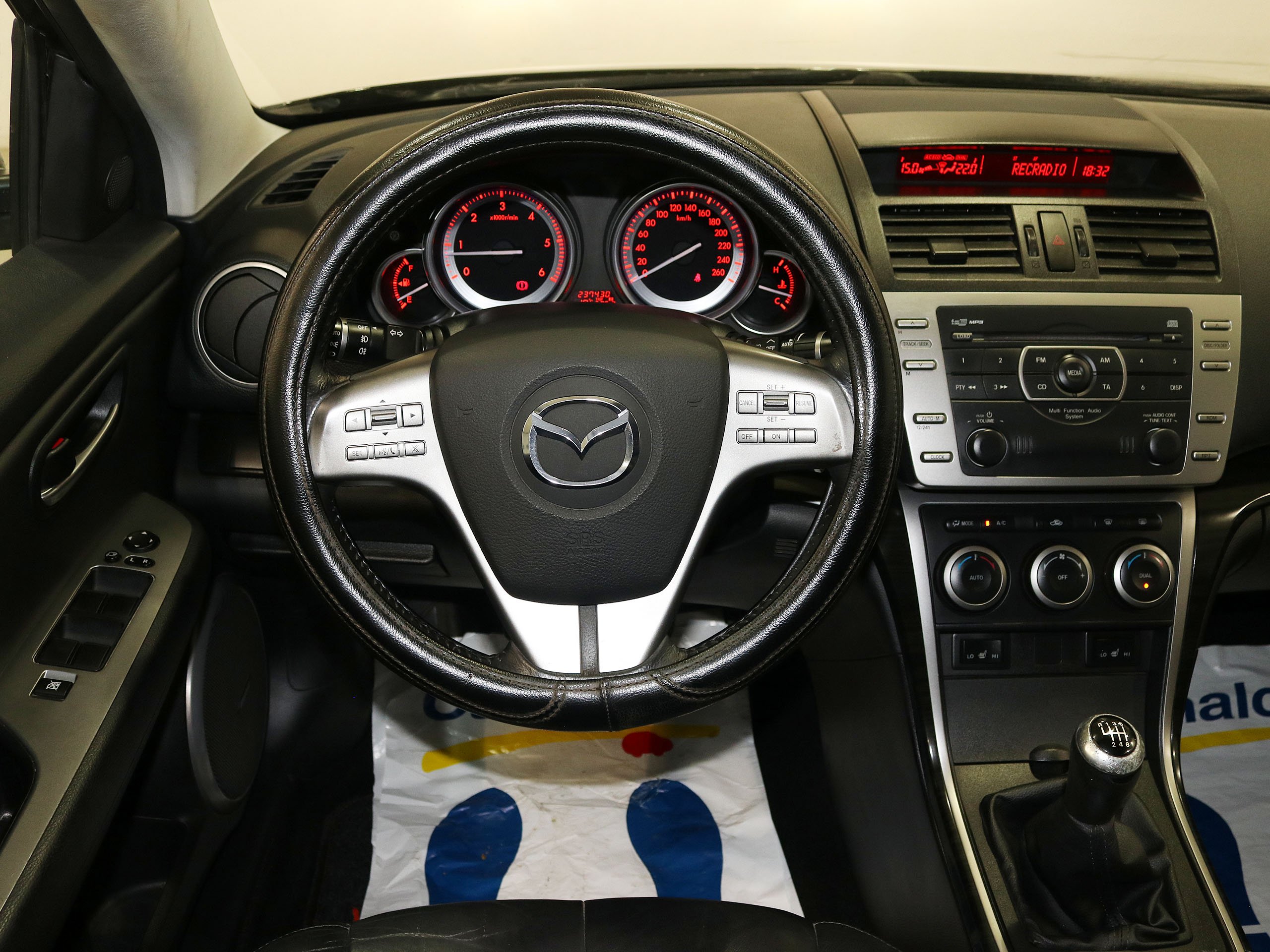 Foto Mazda Mazda6 14