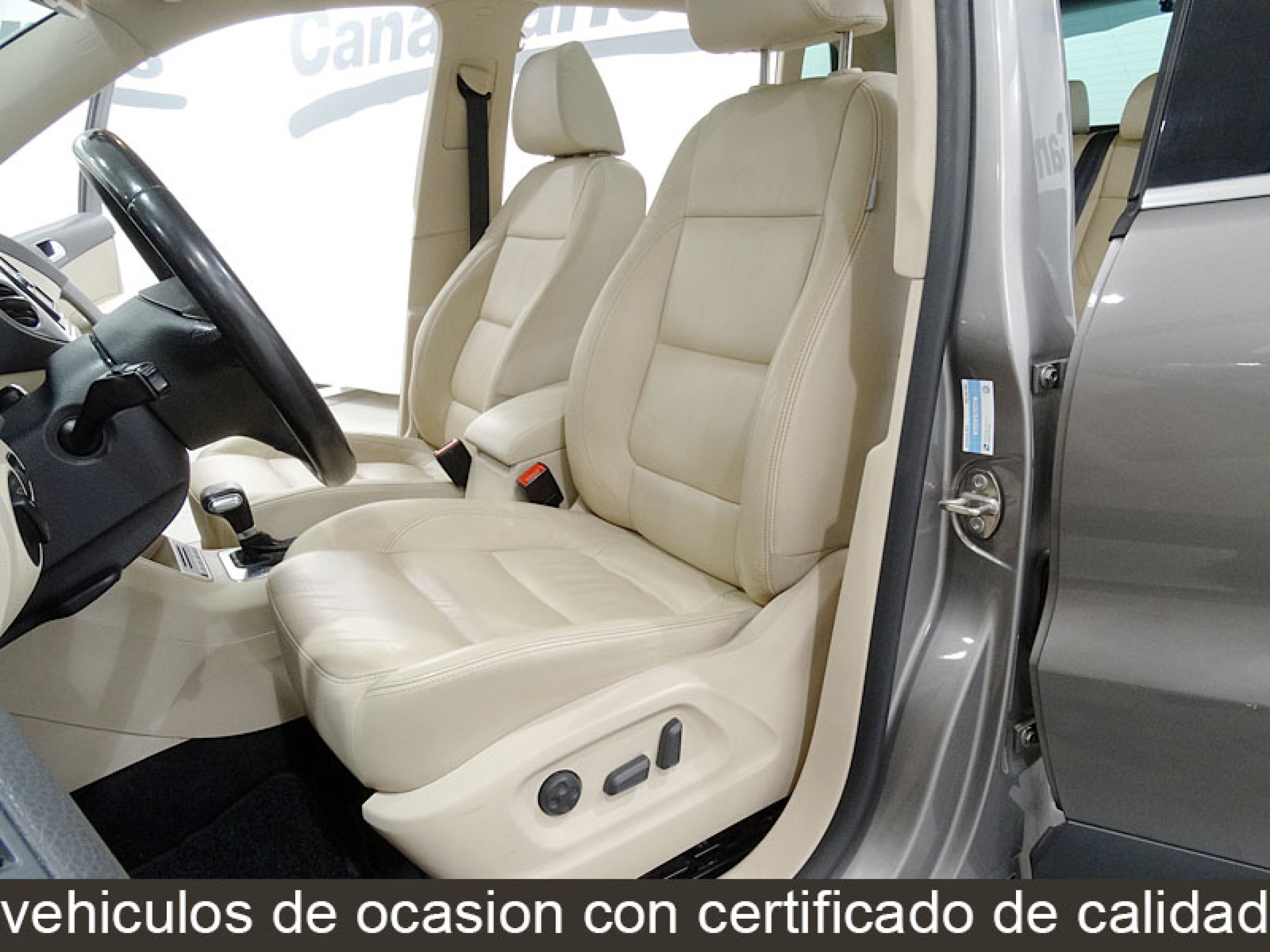 Foto Volkswagen Tiguan 21