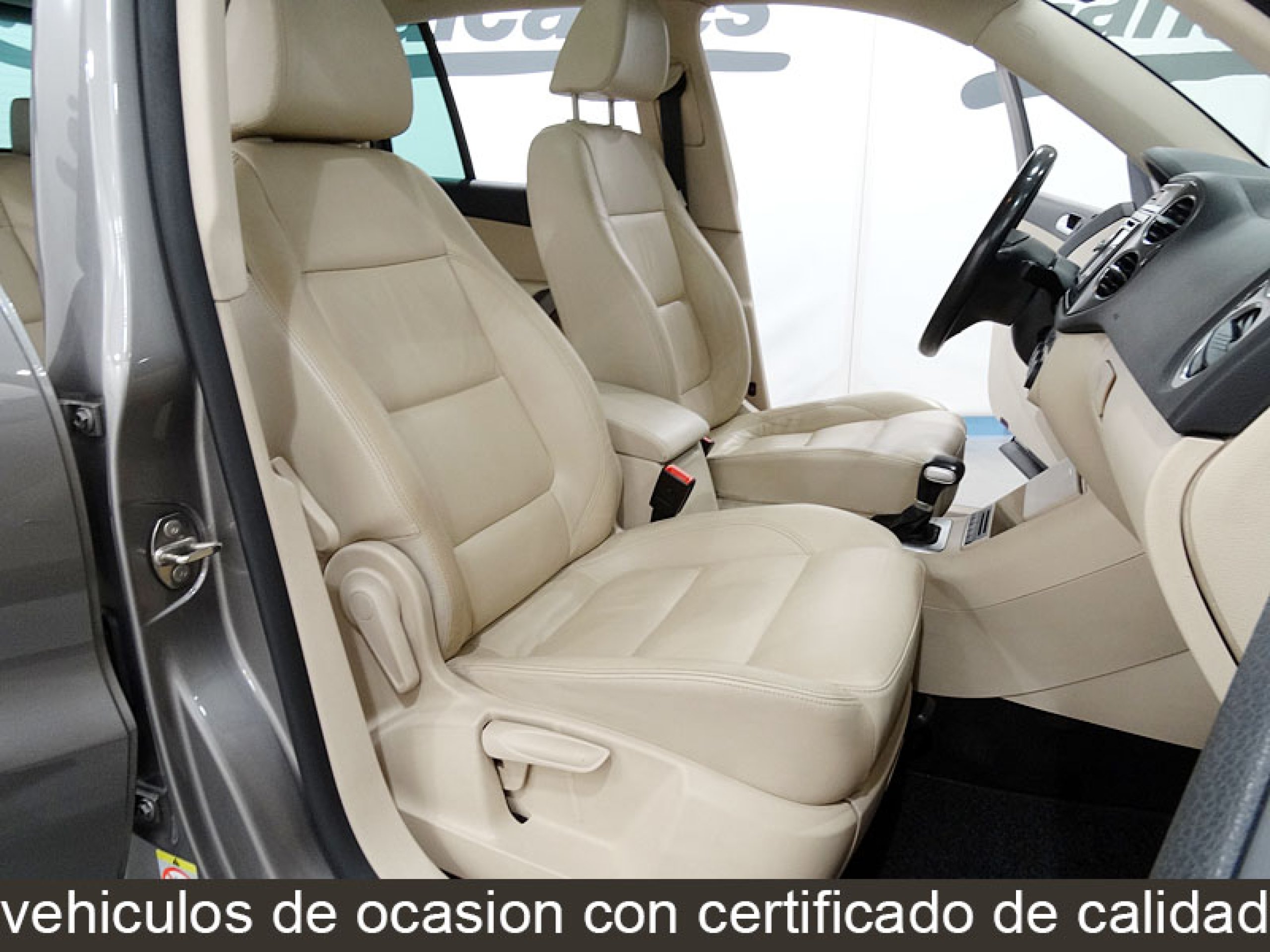 Foto Volkswagen Tiguan 23